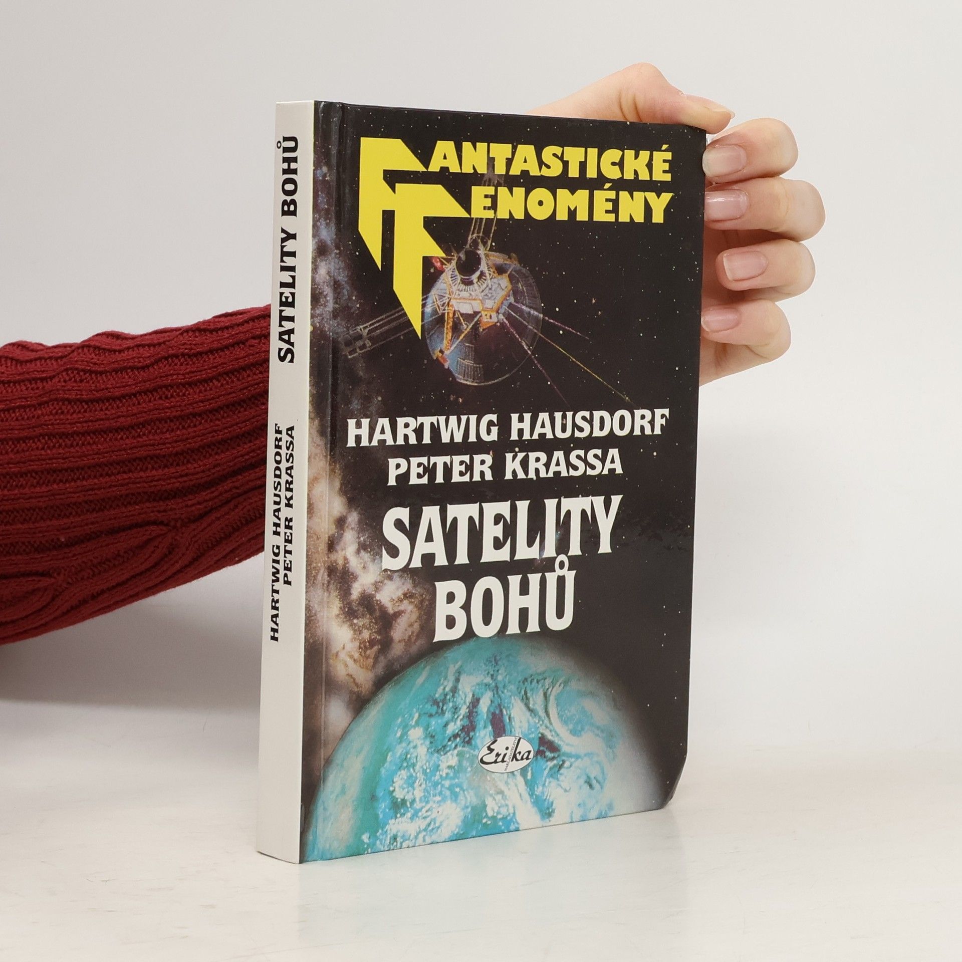 Hartwig Hausdorf Satelity bohů. V čínských zakázaných zónách