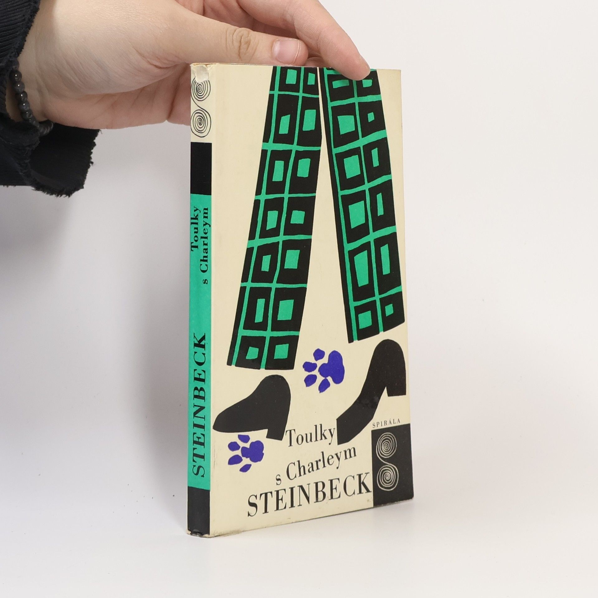 John Steinbeck Toulky s Charleym za poznáním Ameriky