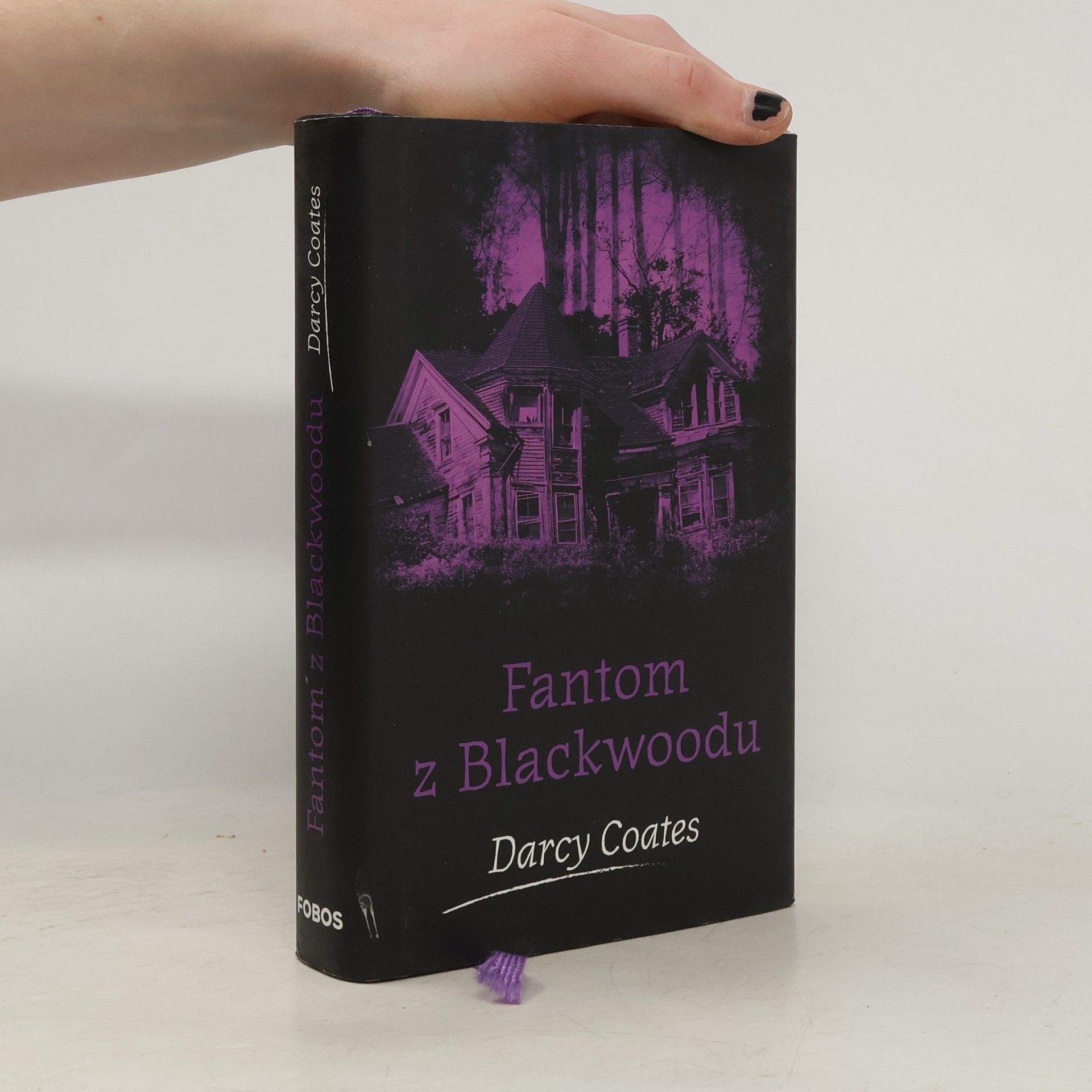 Darcy Coates Fantom z Blackwoodu