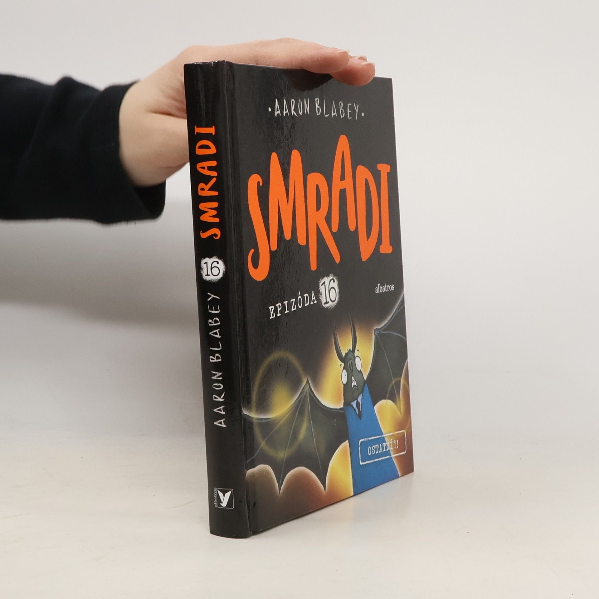 Aaron Blabey Smradi 16