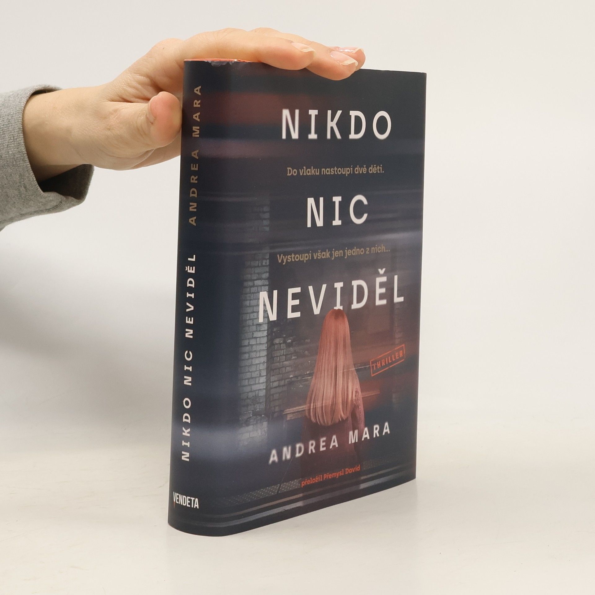 Andrea Mara Nikdo nic neviděl