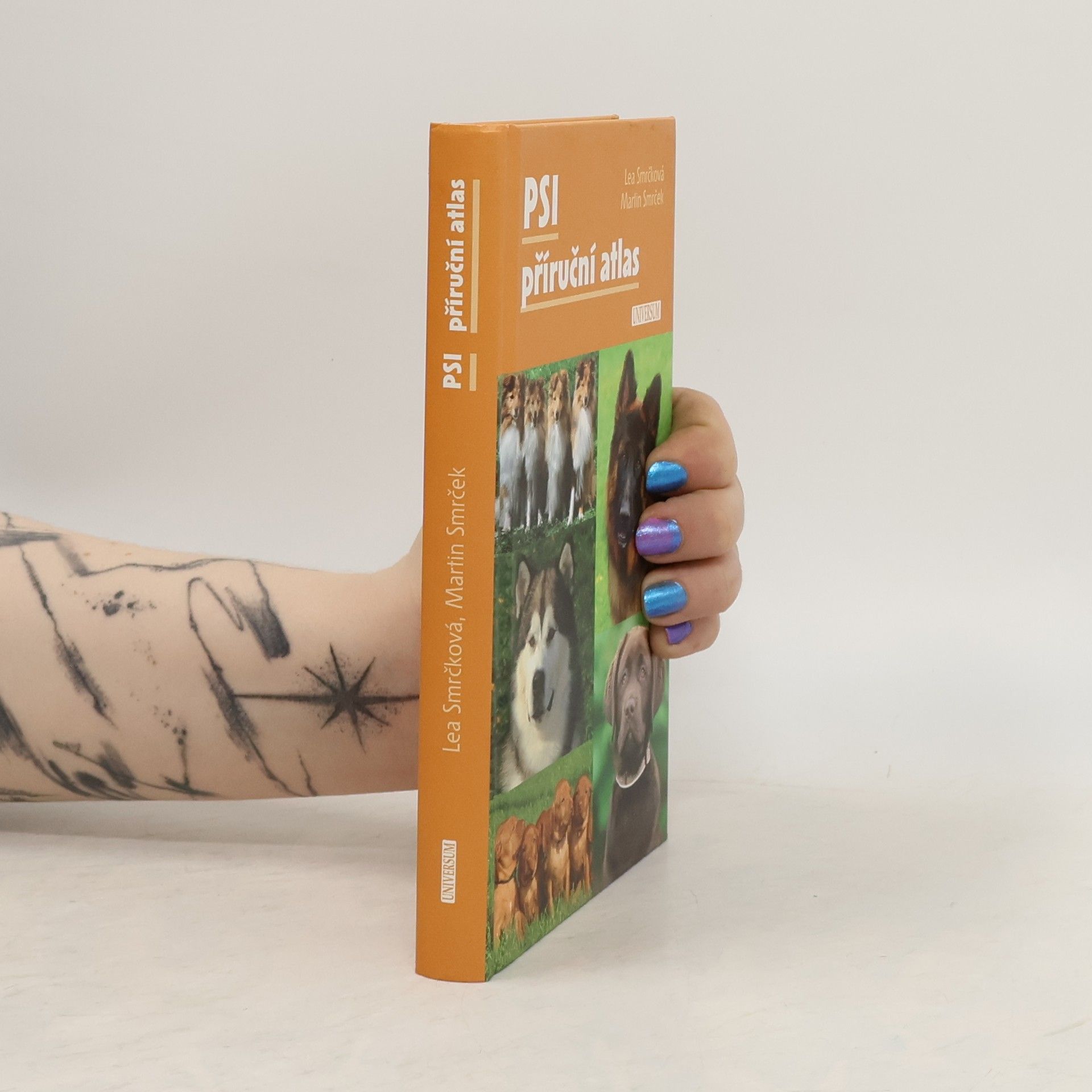 Lea Smrčková Psi. Příruční atlas