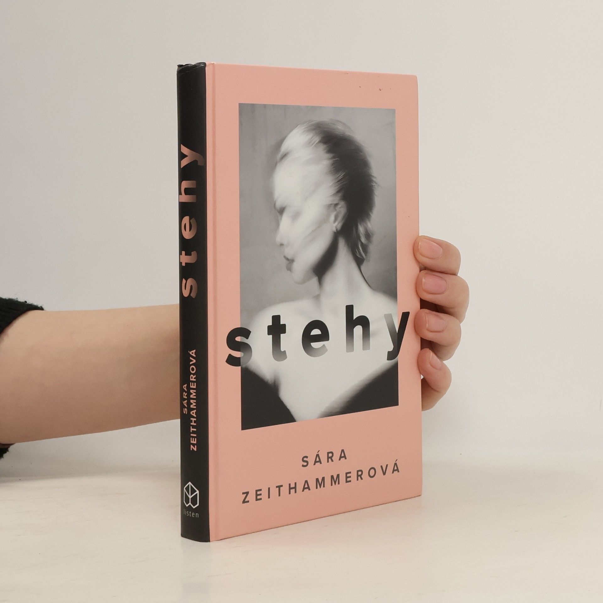 Sára Zeithammerová Stehy