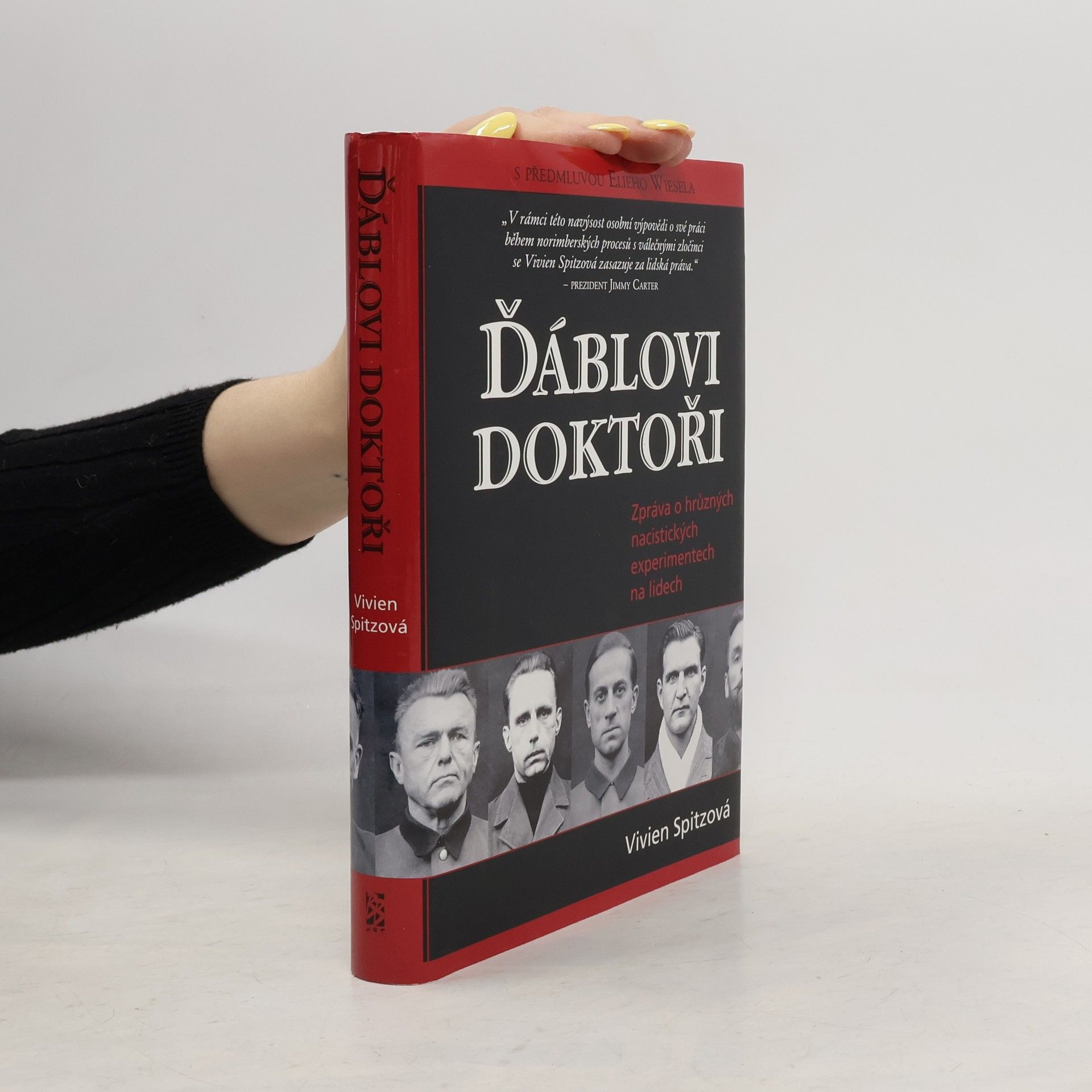 Vivien Spitz Ďáblovi doktoři