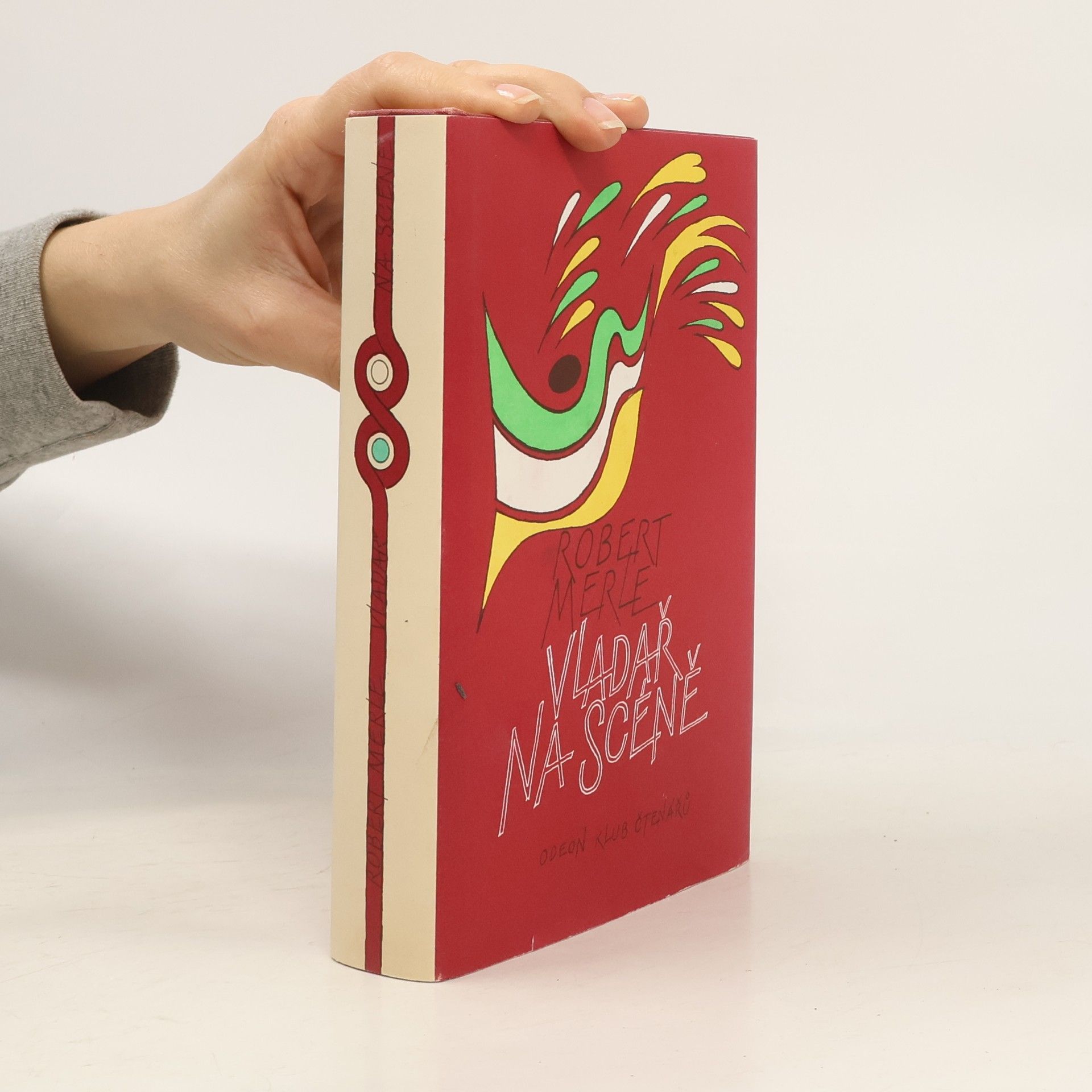 Robert Merle Vladař na scéně