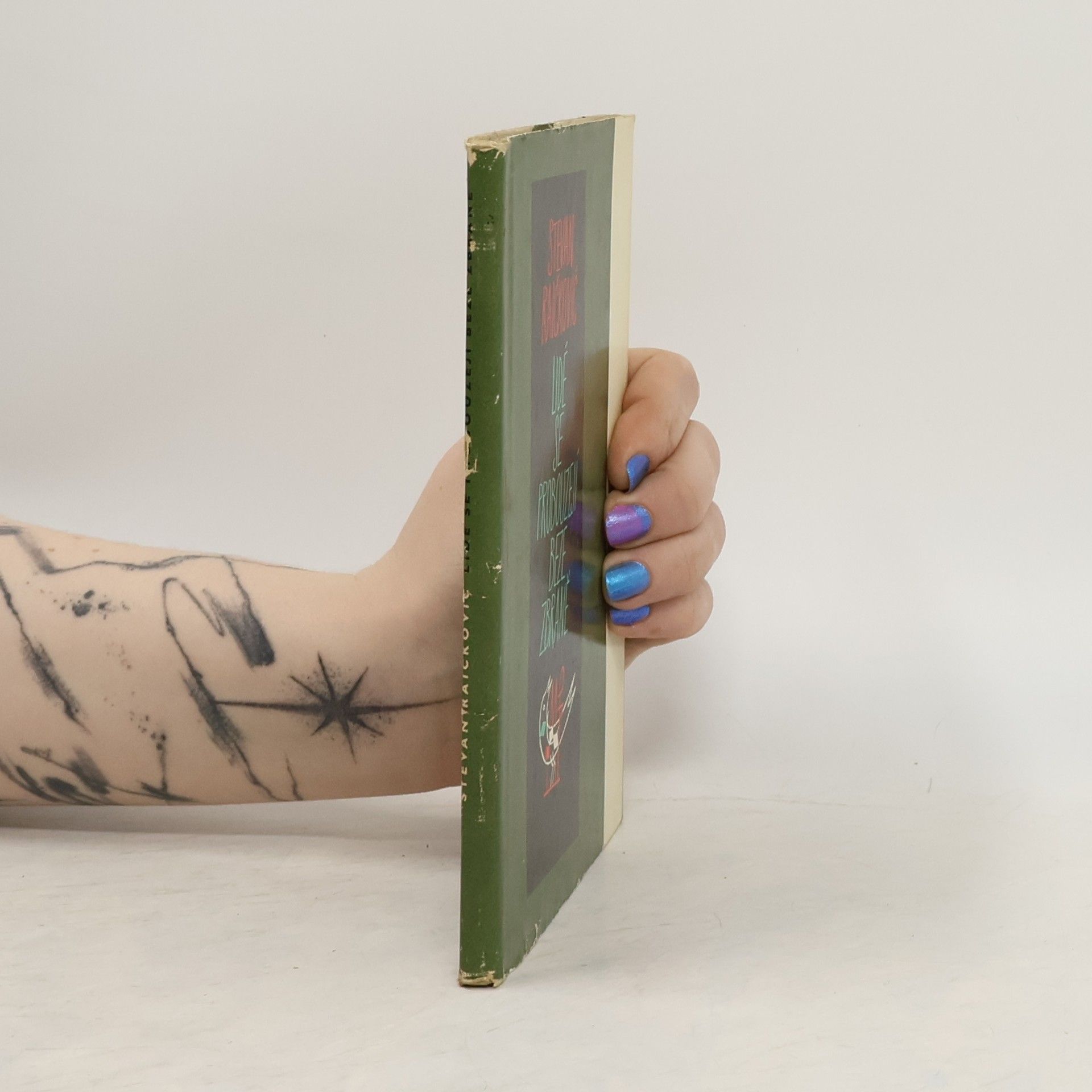 Stěvan Raikovič Lidé se probouzejí beze zbraně