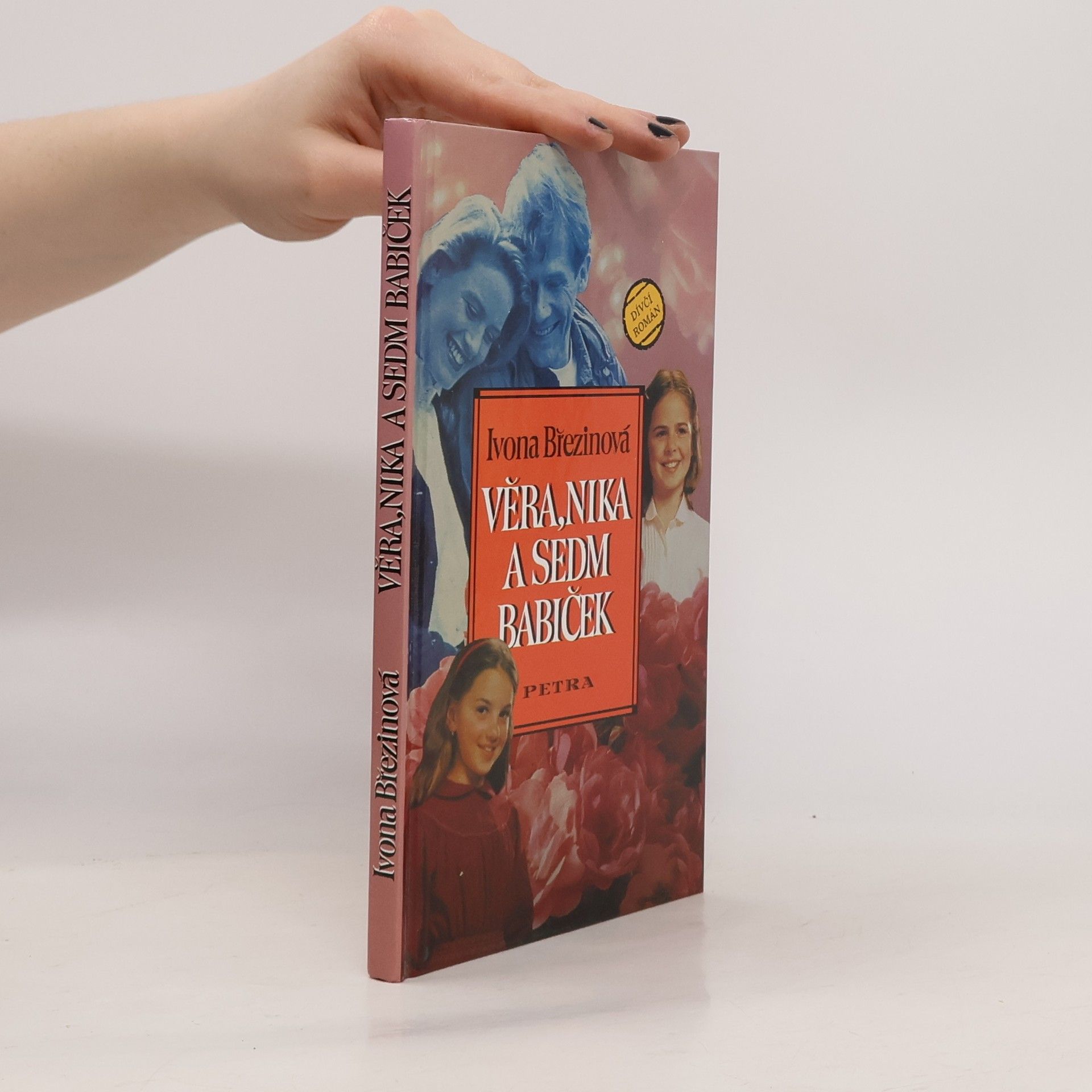 Ivona Březinová Věra, Nika a sedm babiček