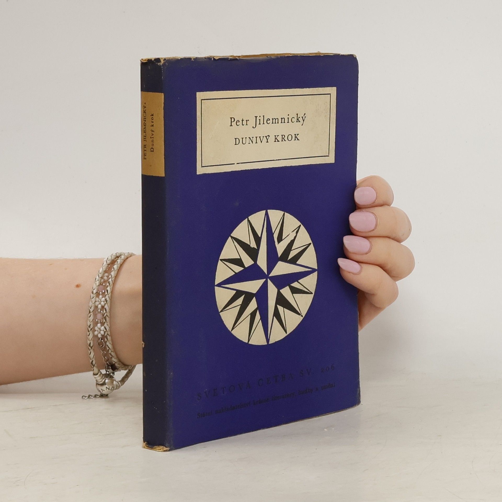 Peter Jilemnický Dunivý krok