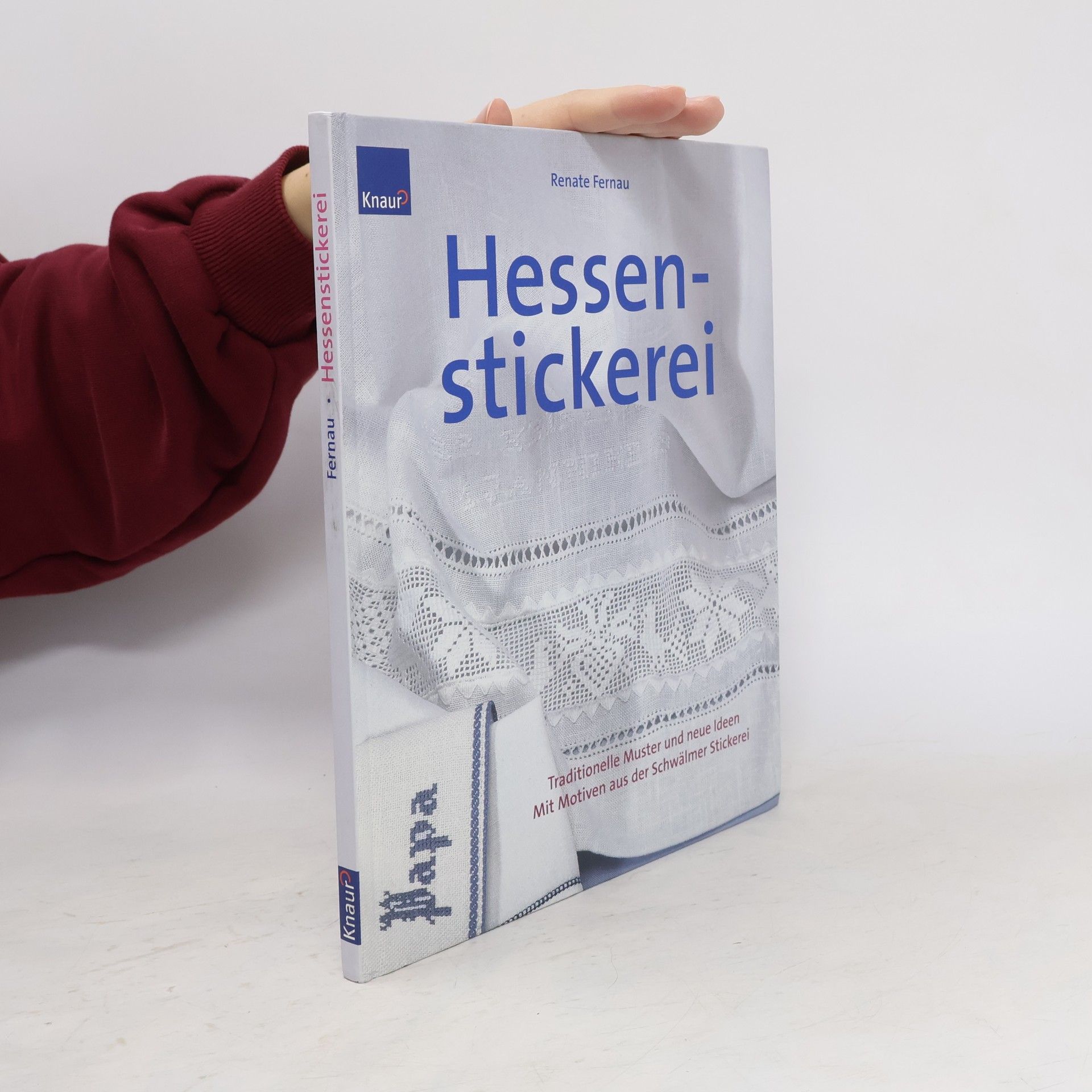 Renate Fernau Hessenstickerei