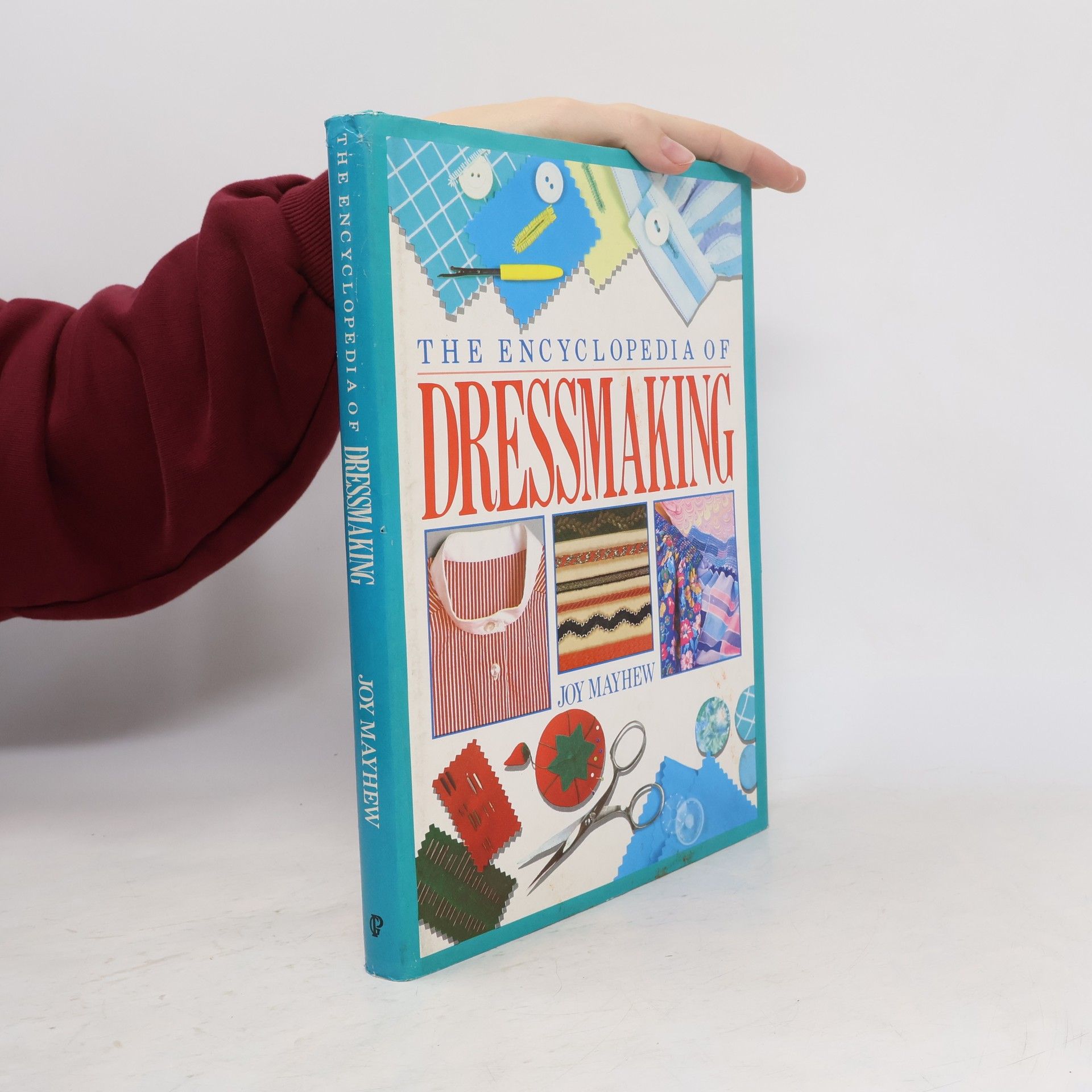 Joy Mayhew The Encyclopedia of Dressmaking