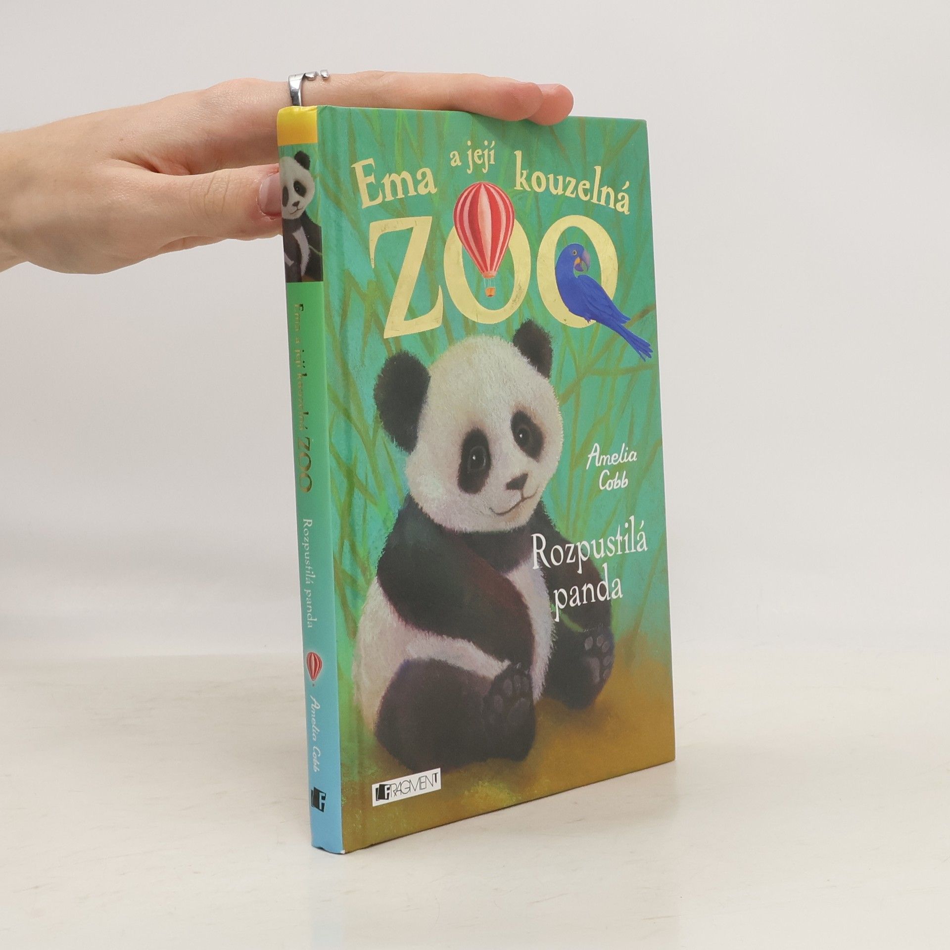 Cobb, Amelia Ema a její kouzelná zoo. Rozpustilá panda