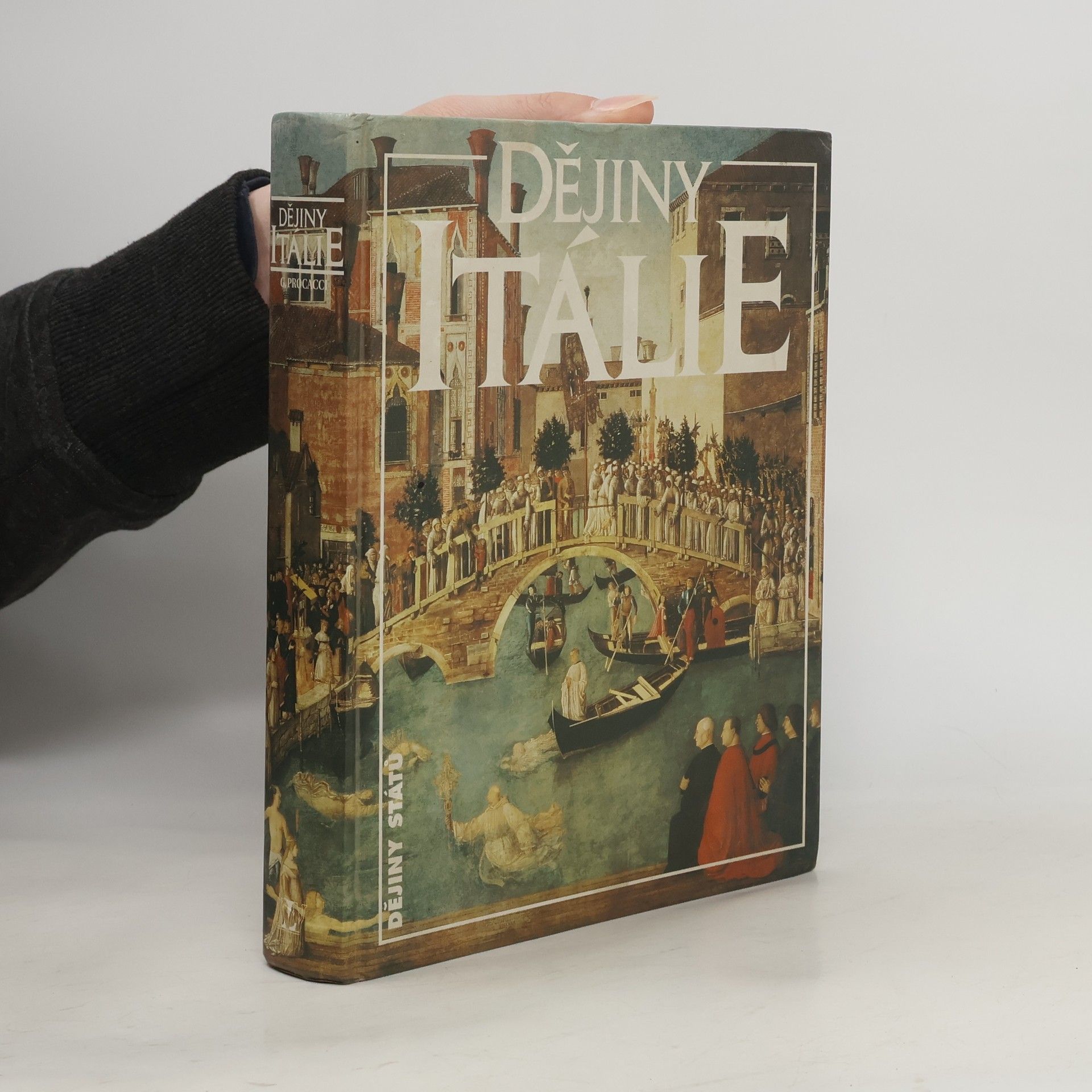 Giuliano Procacci Dějiny Itálie