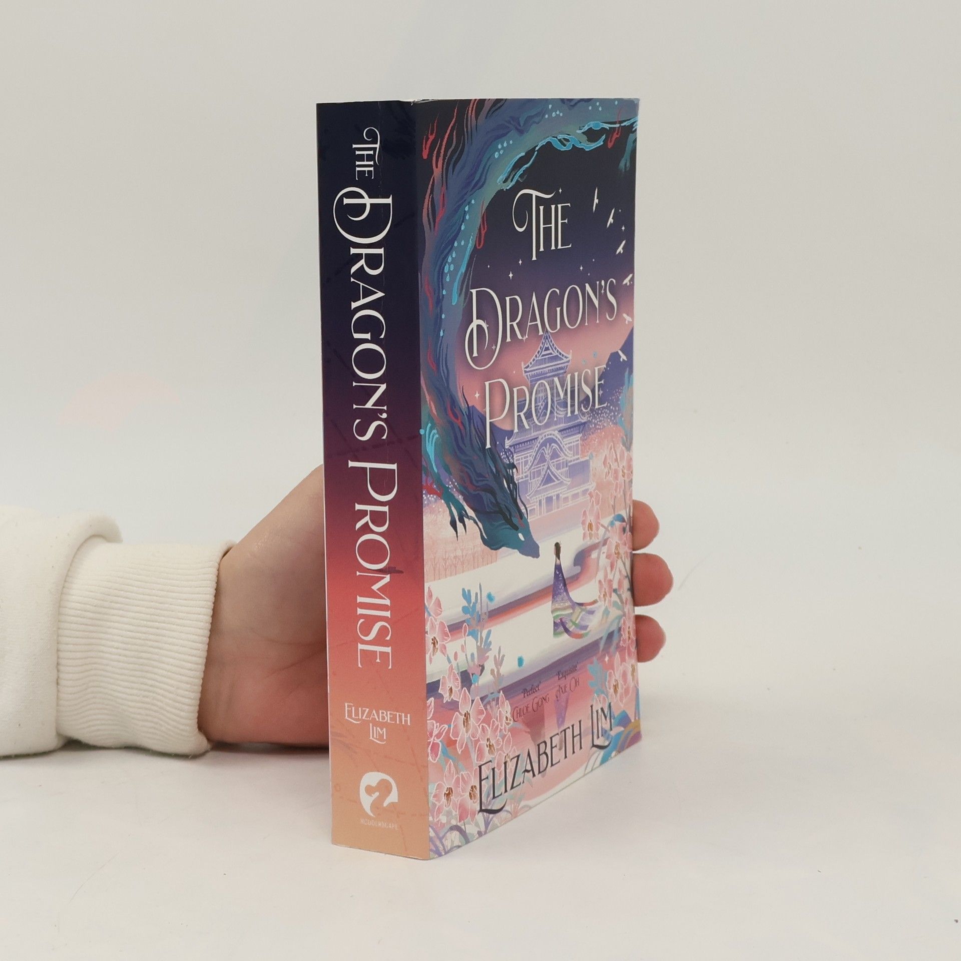 Elizabeth Lim The Dragon´s Promise: the Sunday Times bestselling magical sequel to Six Crimson Cranes