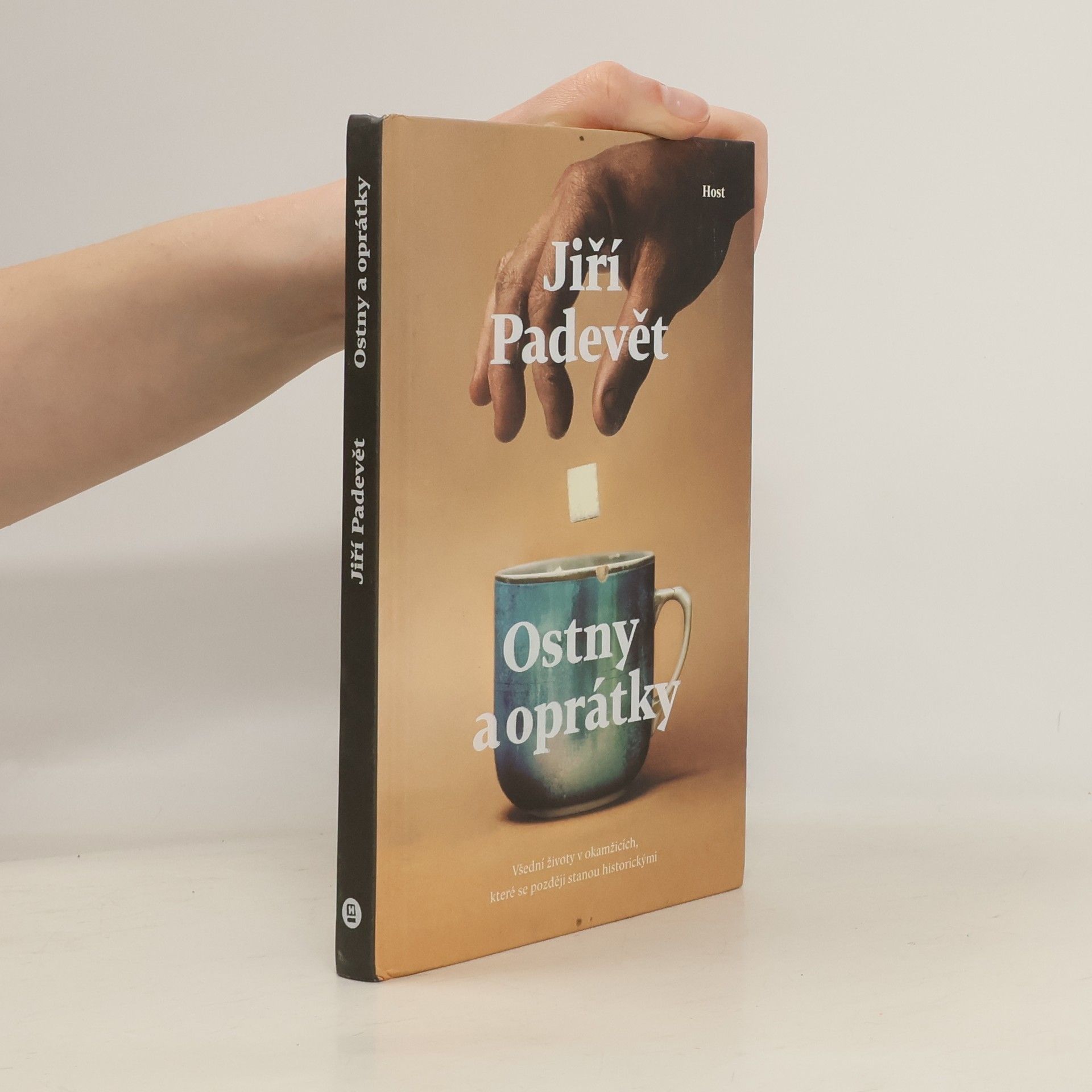 Jiří Padevět Ostny a oprátky