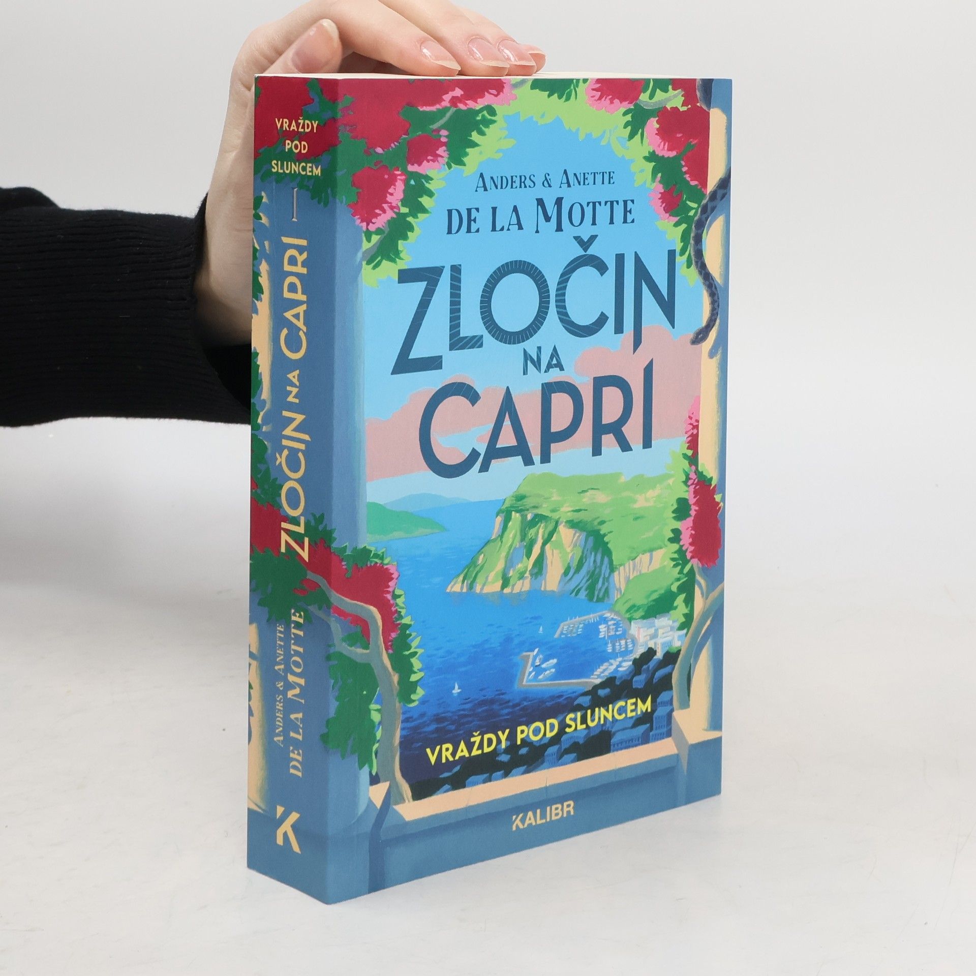 Anette De la Motte Vraždy pod sluncem 1: Zločin na Capri