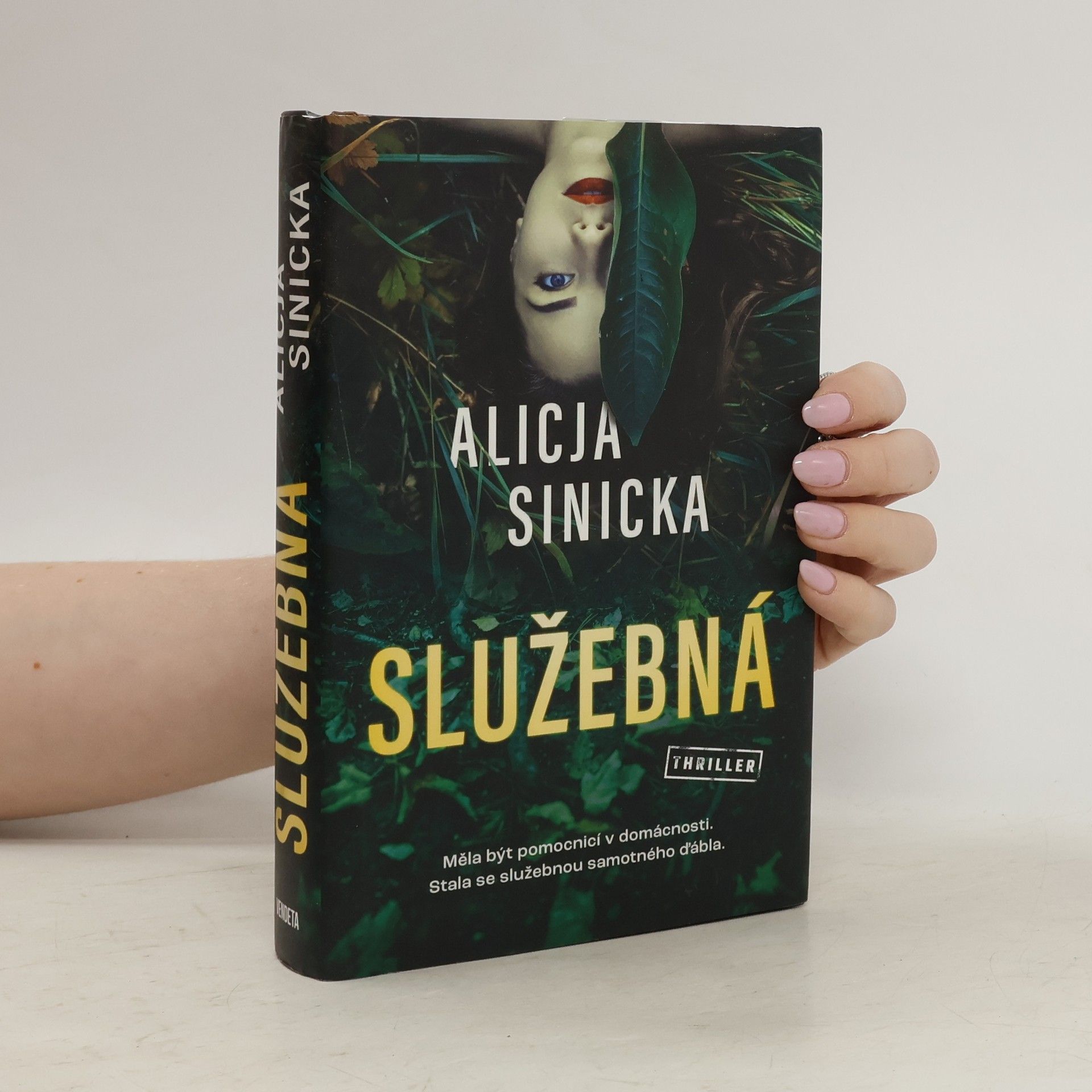 Alicja Sinicka Služebná