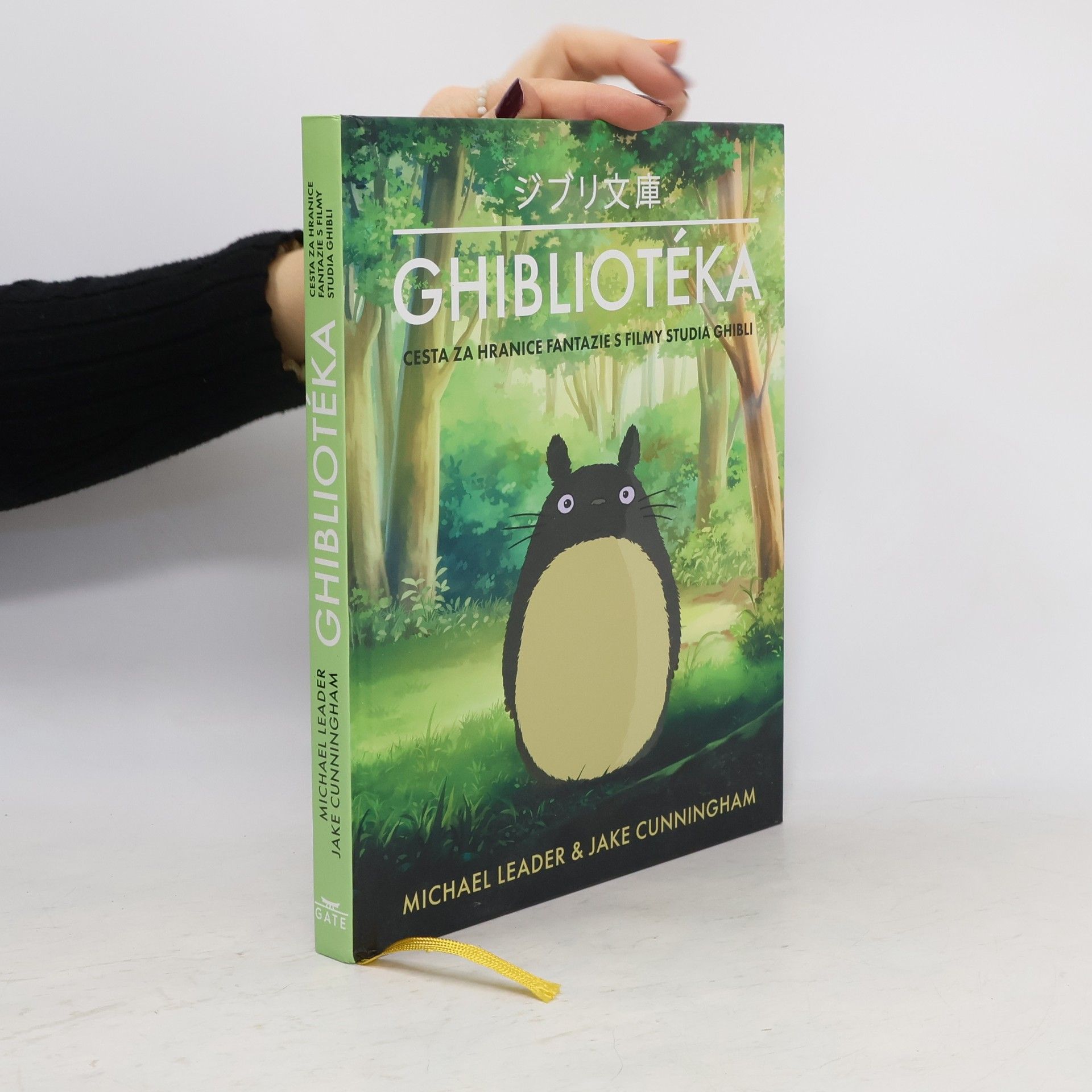 Michael Leader Ghibliotéka : neoficiální průvodce filmy studia Ghibi