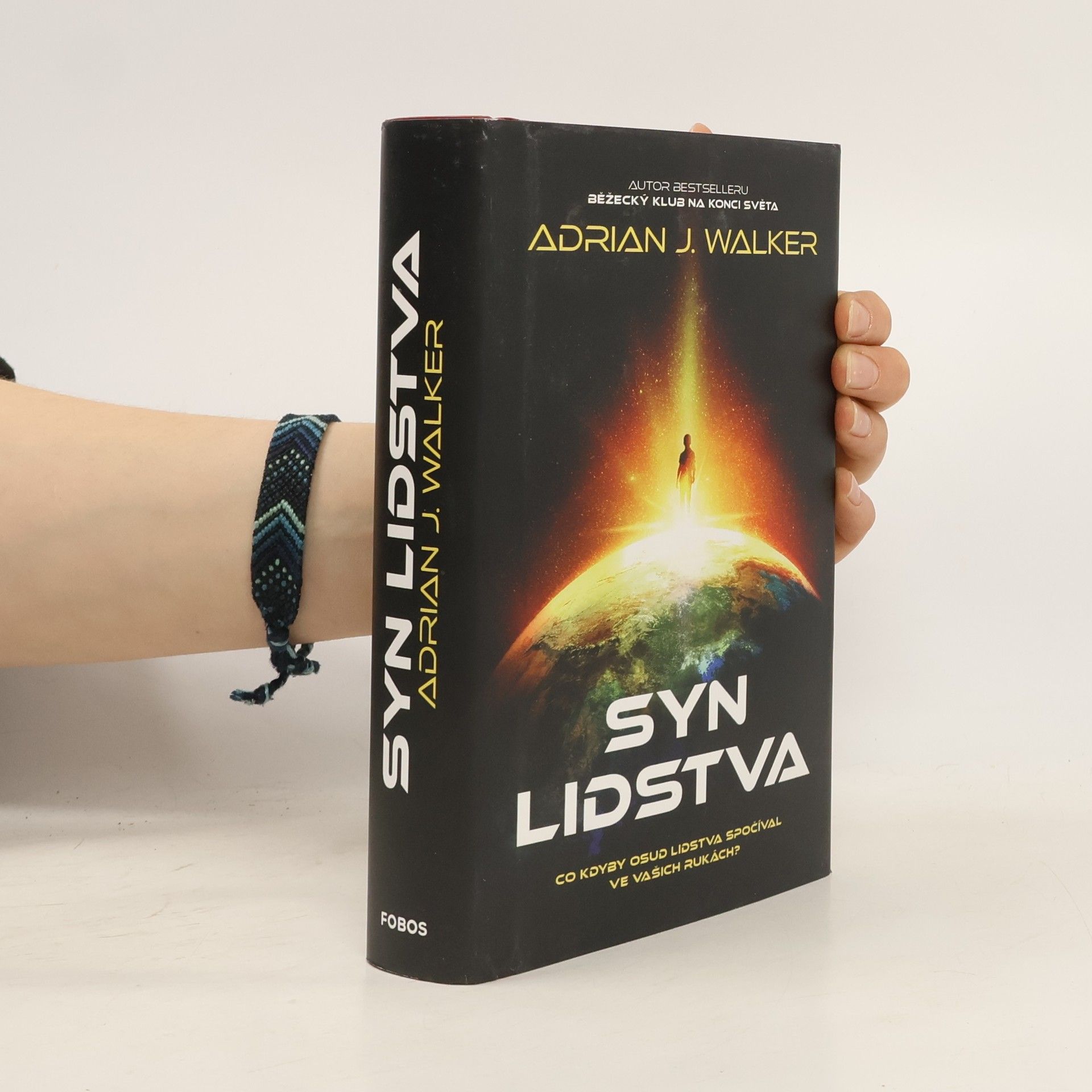 Adrian J. Walker Syn lidstva