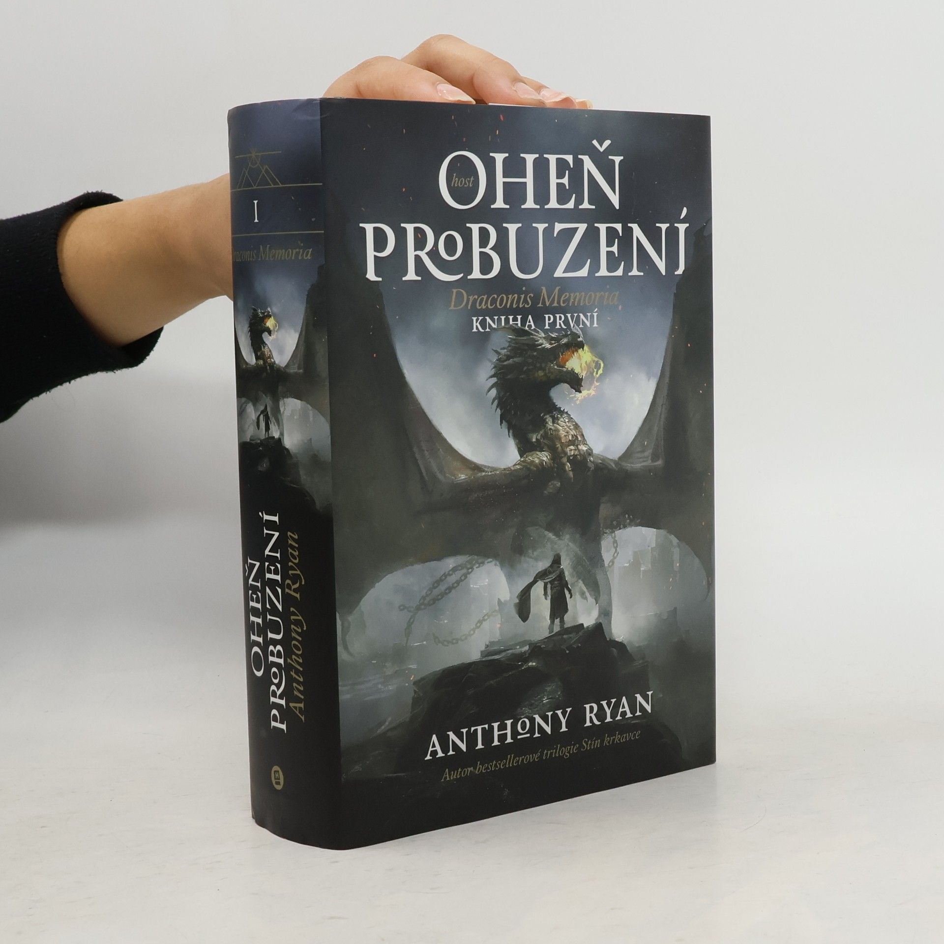 Anthony Ryan Oheň probuzení