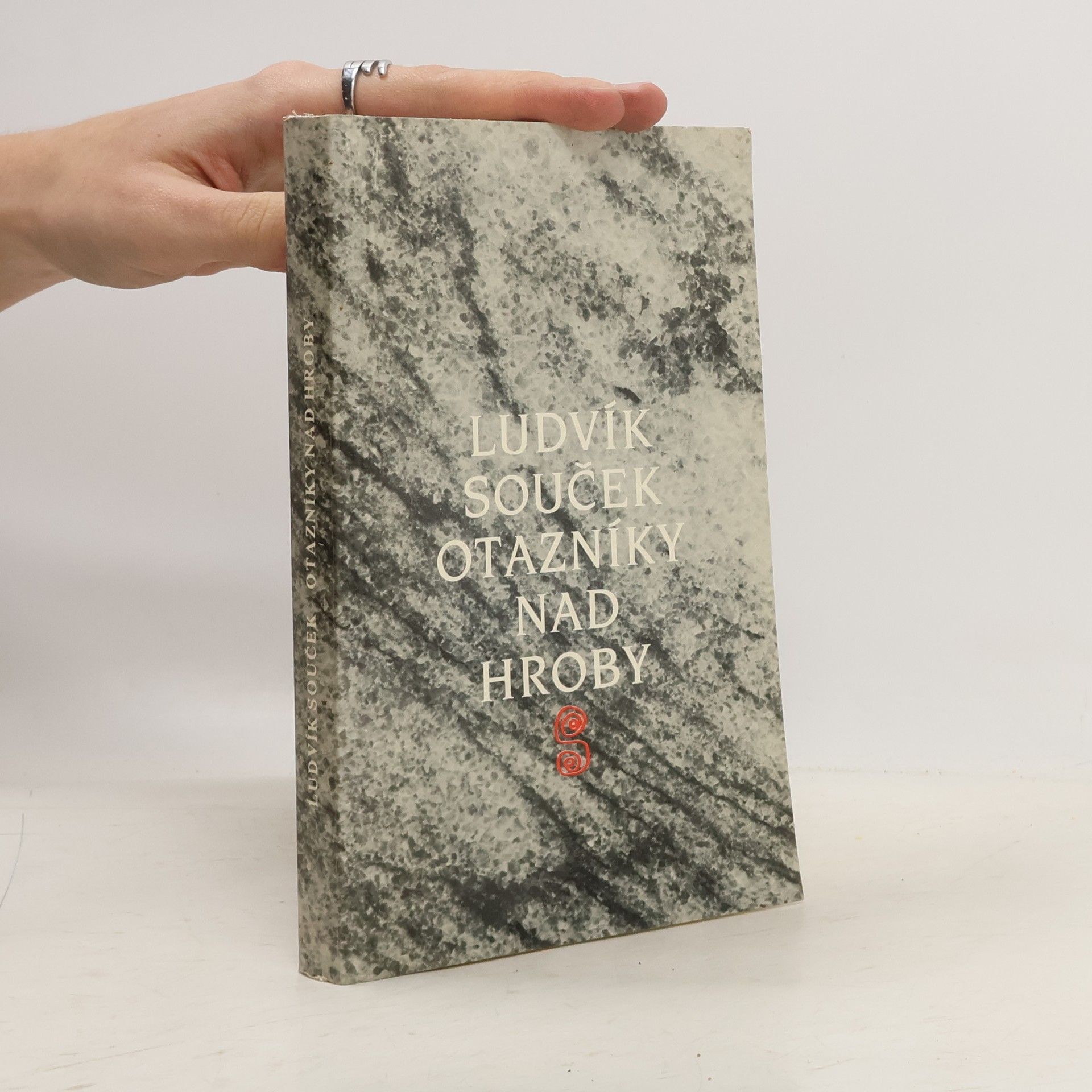 Ludvík Souček Otazníky nad hroby
