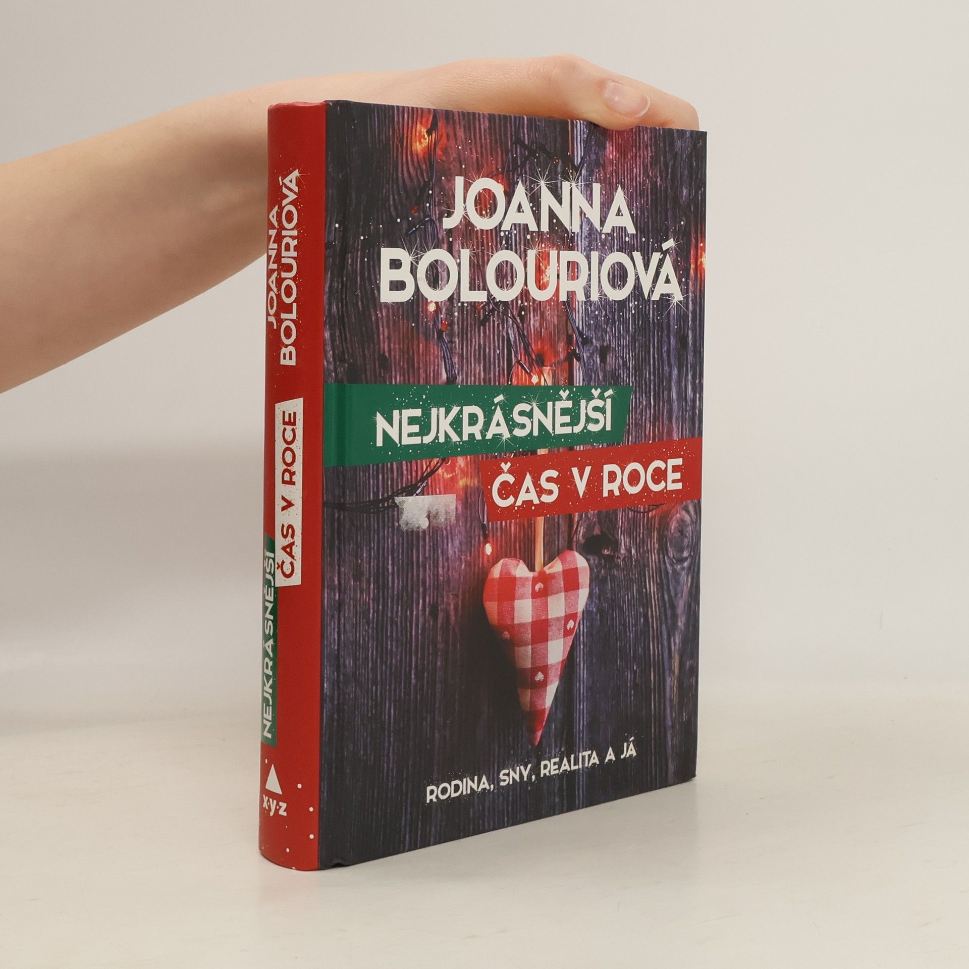 Joanna Bolouri Nejkrásnější čas v roce