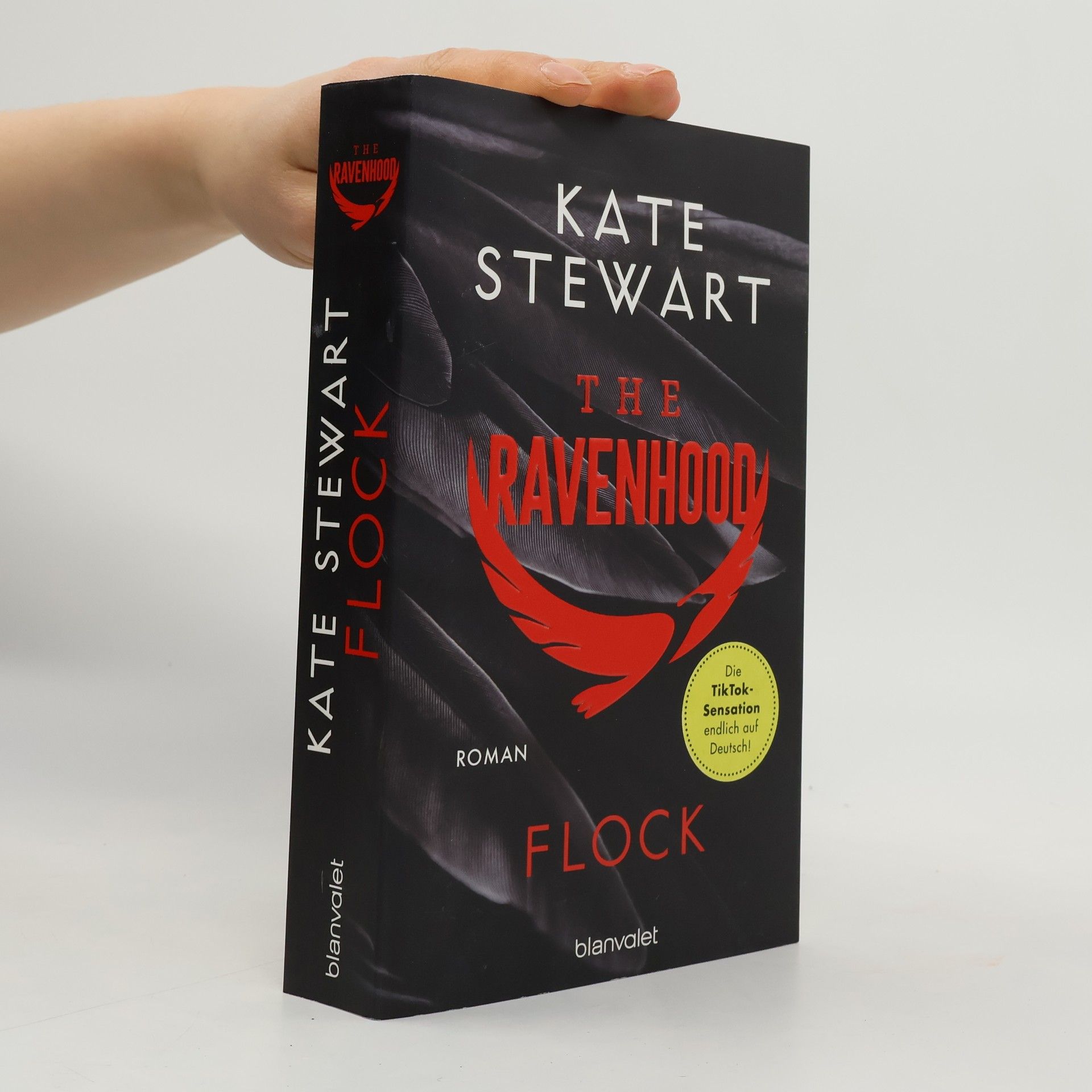 Kate Stewart The Ravenhood - Flock