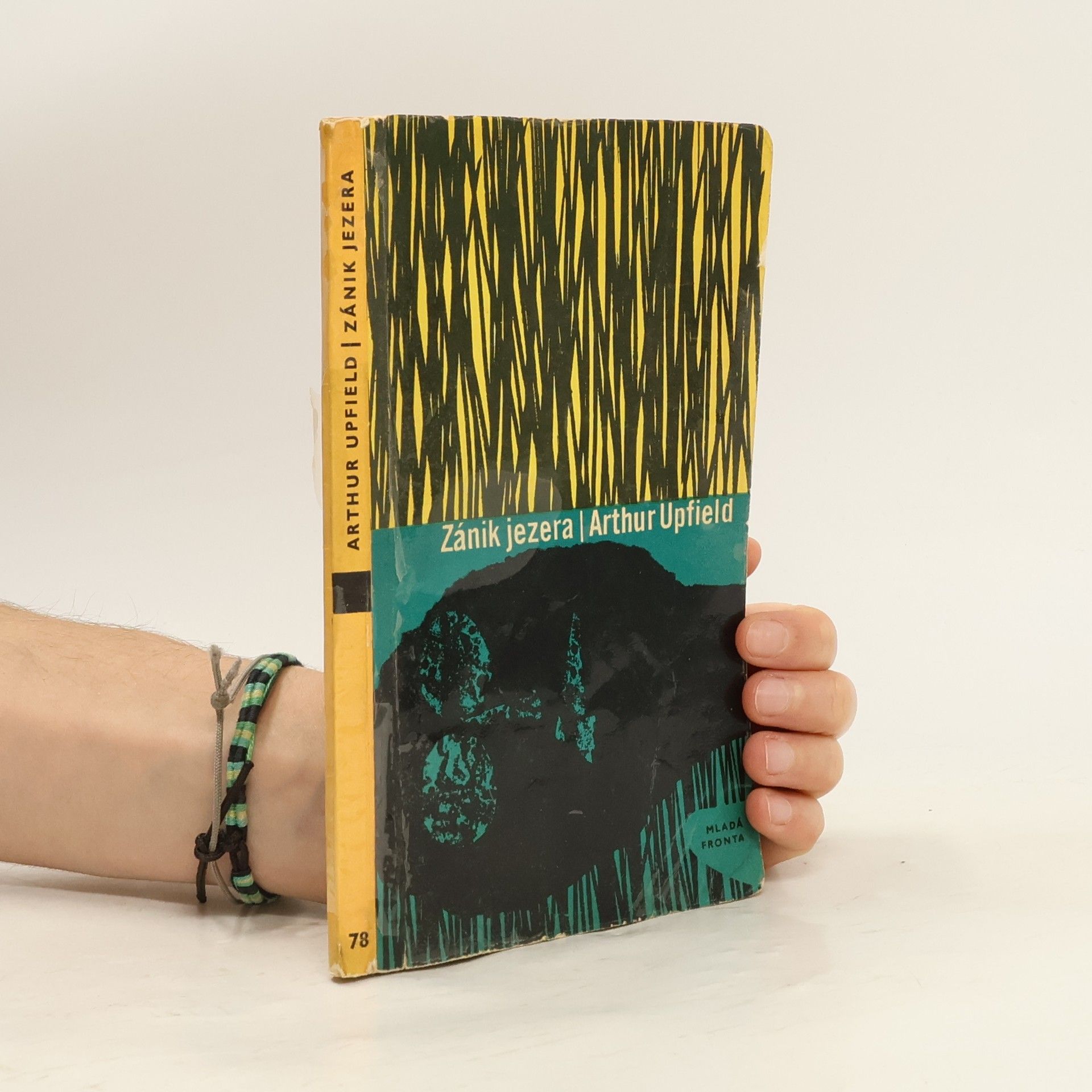 Arthur Upfield Zánik jezera