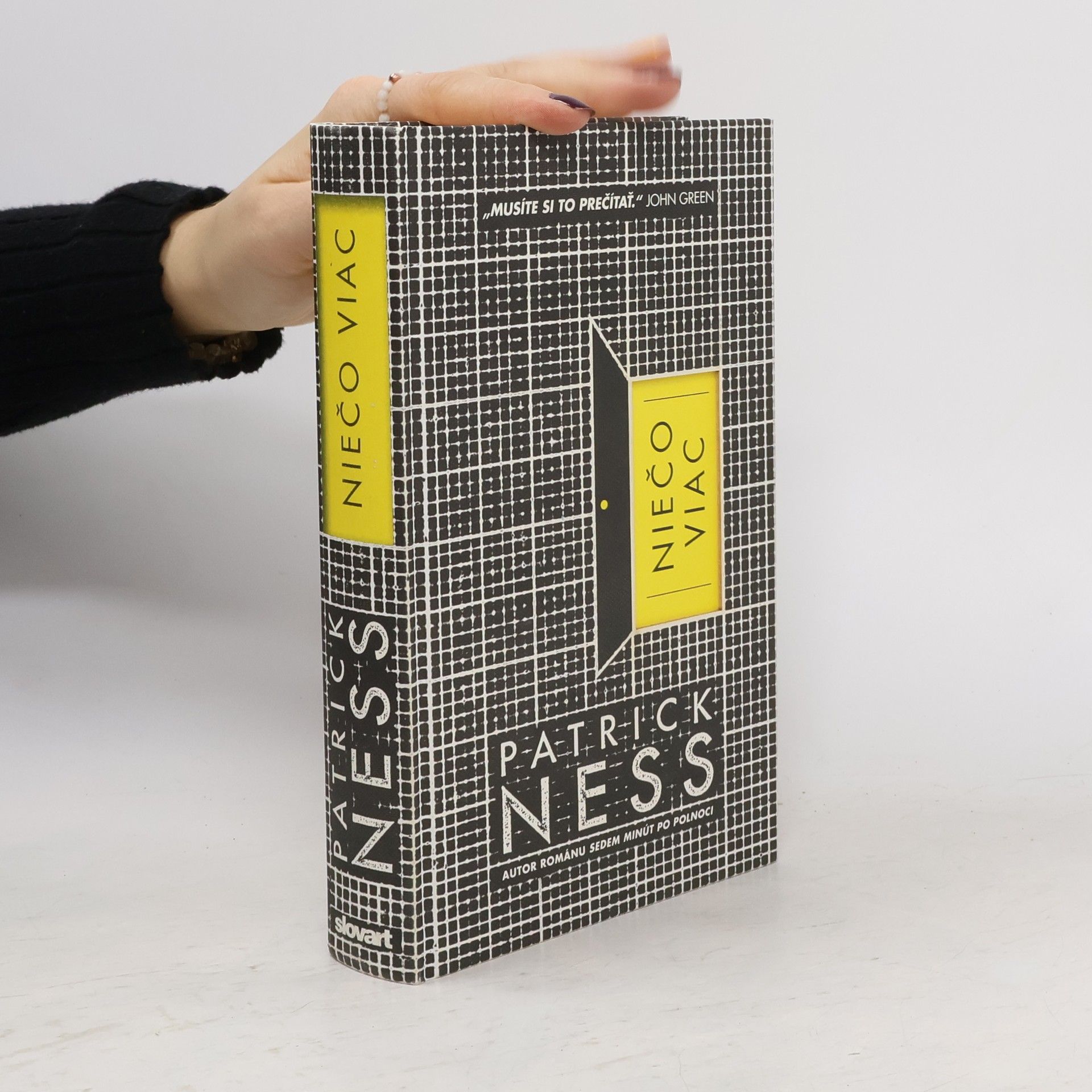 Patrick Ness Niečo viac