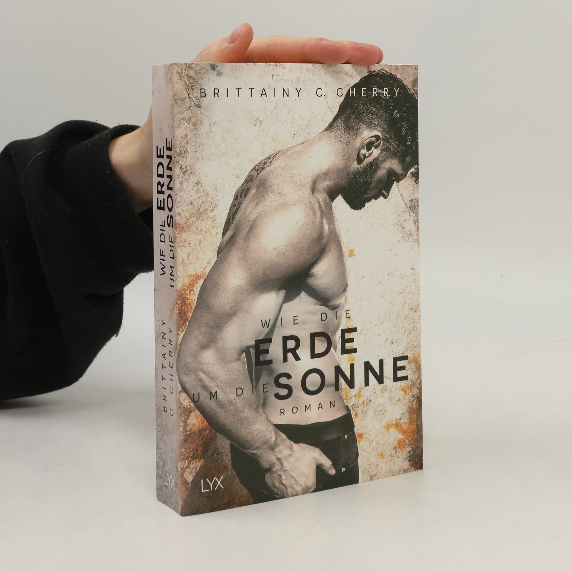 Wie die Erde um die Sonne