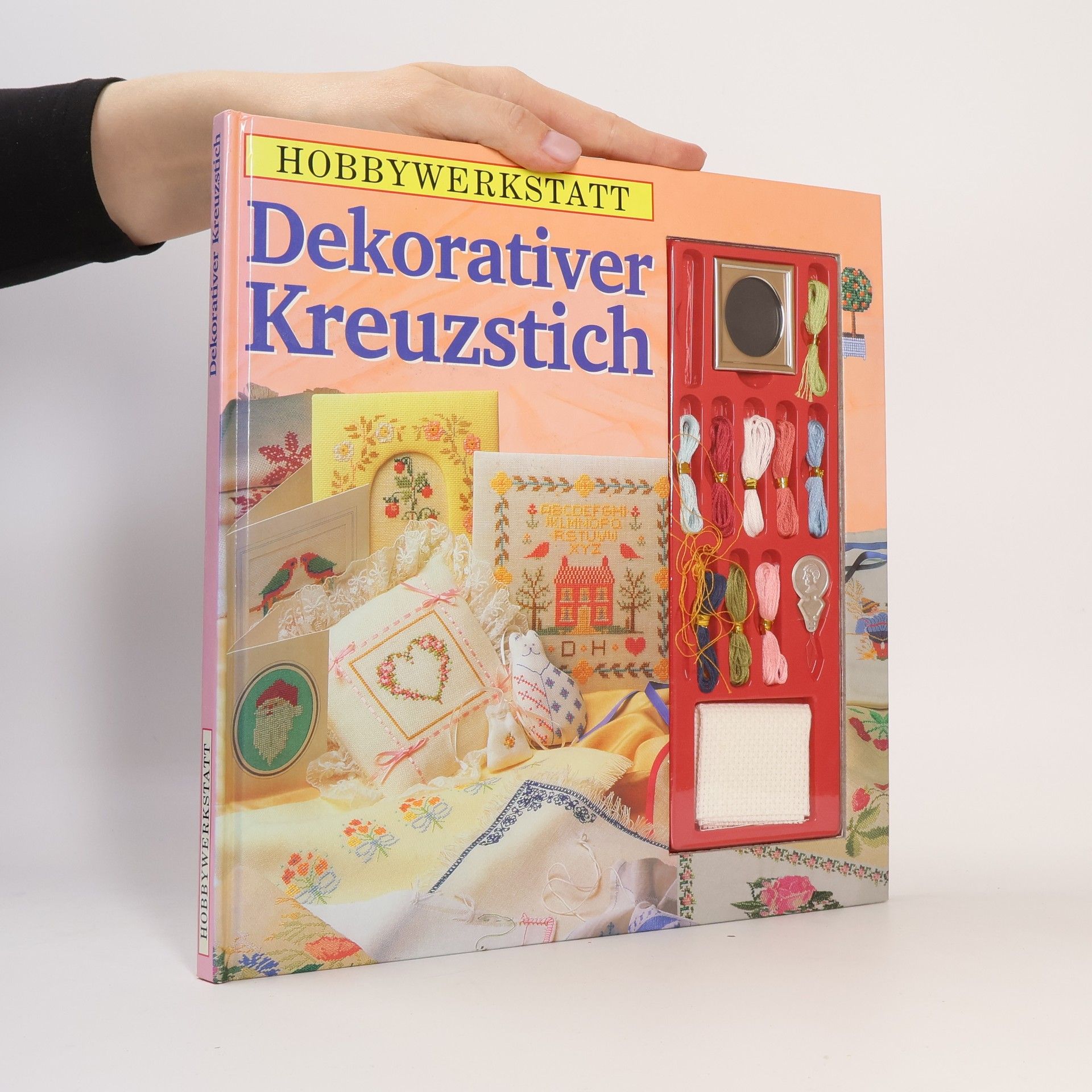 Catherine Allegre-Papadacci Dekorativer Kreuzstich