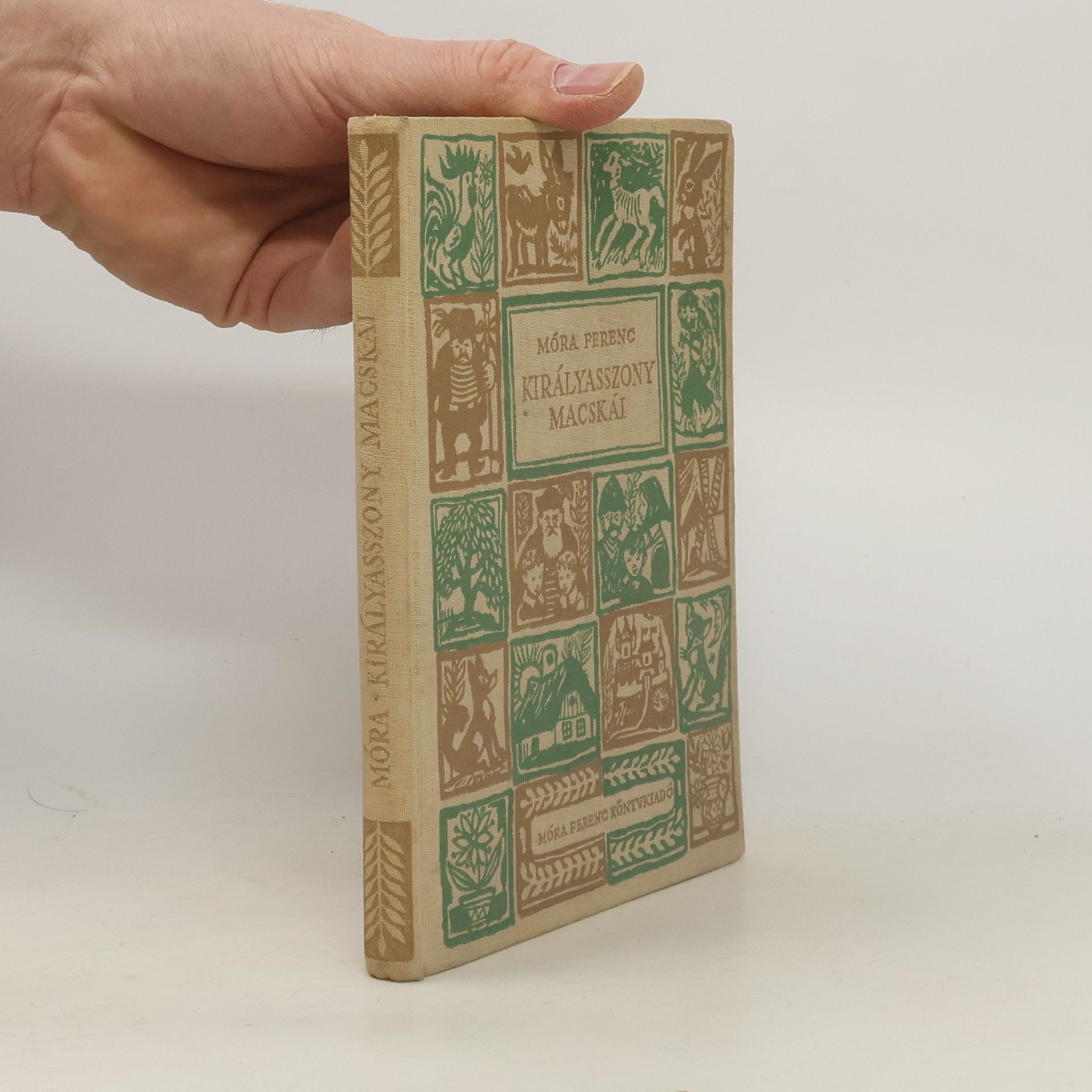 Ferenc Móra Királyasszony macskái