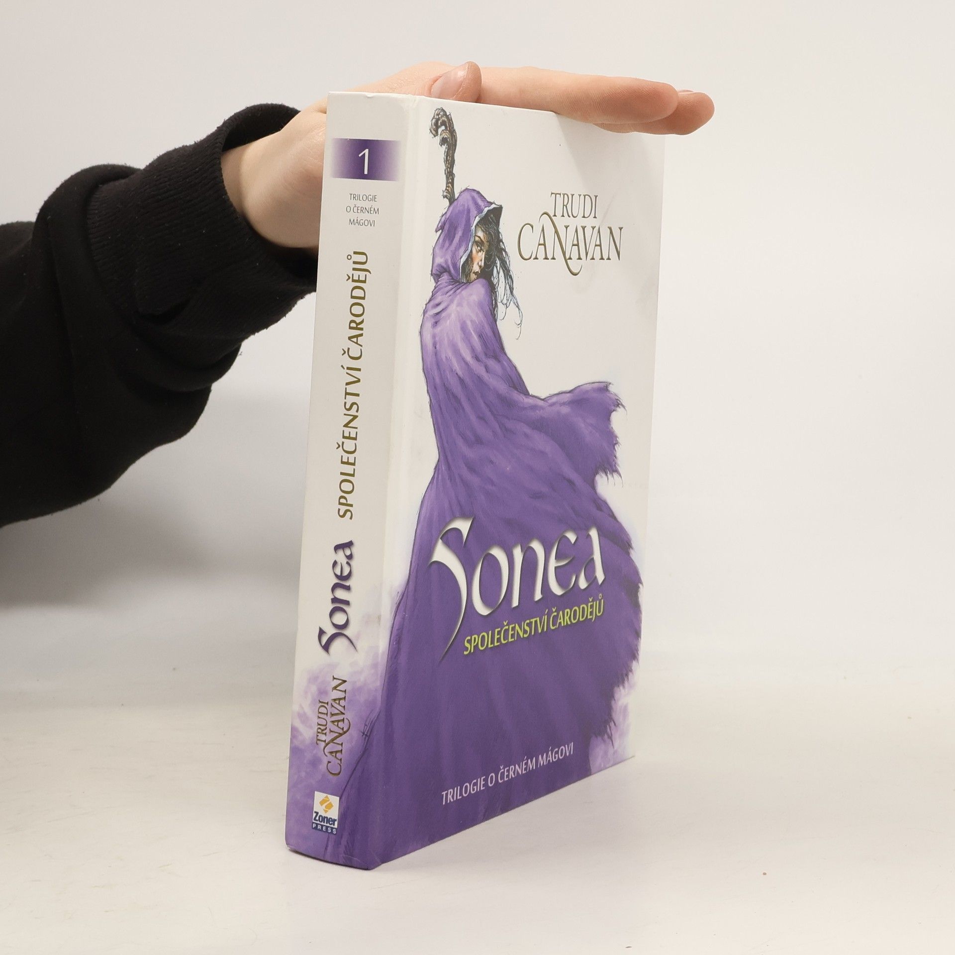 Trudi Canavan Sonea: Společenství čarodějů