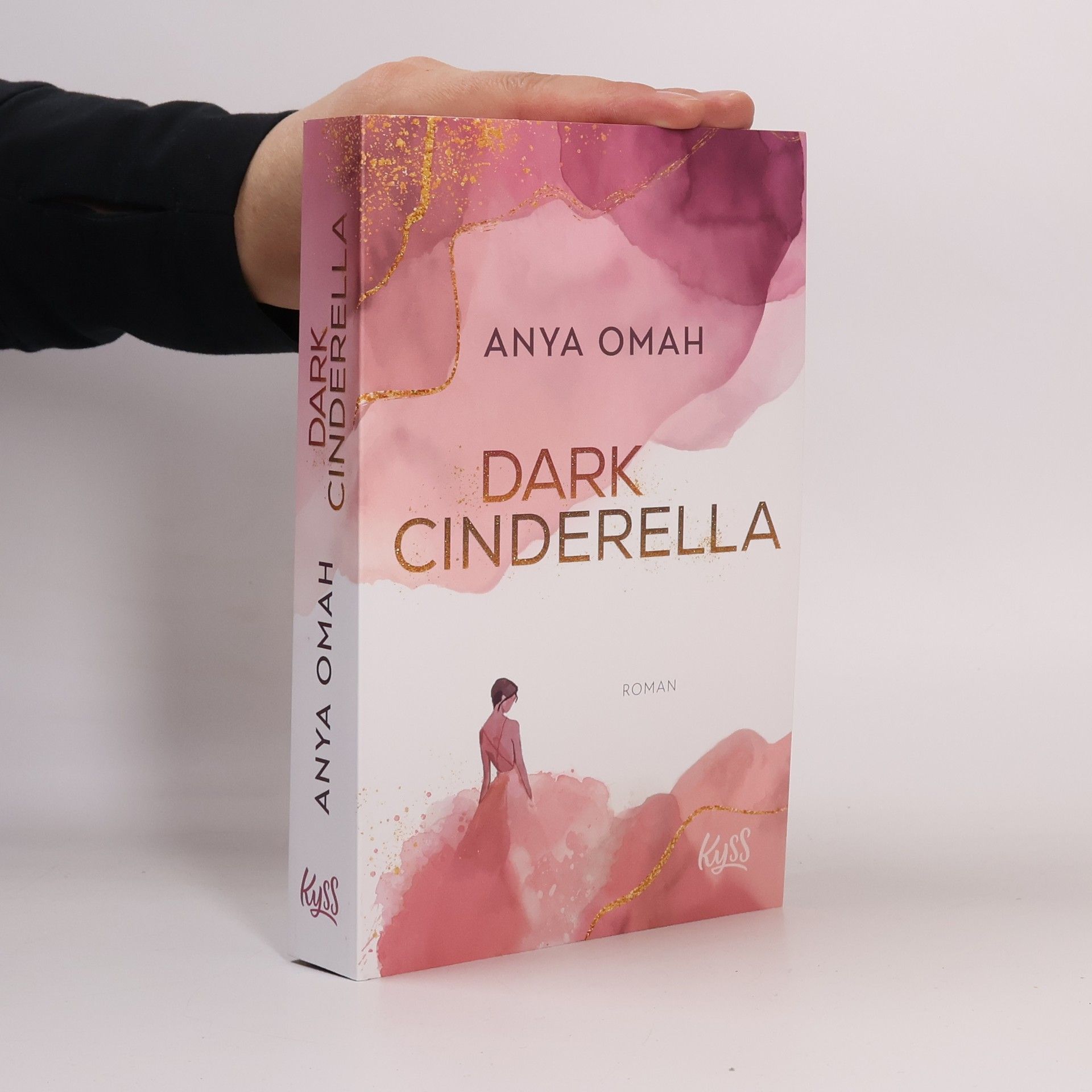 Anya Omah Dark Cinderella