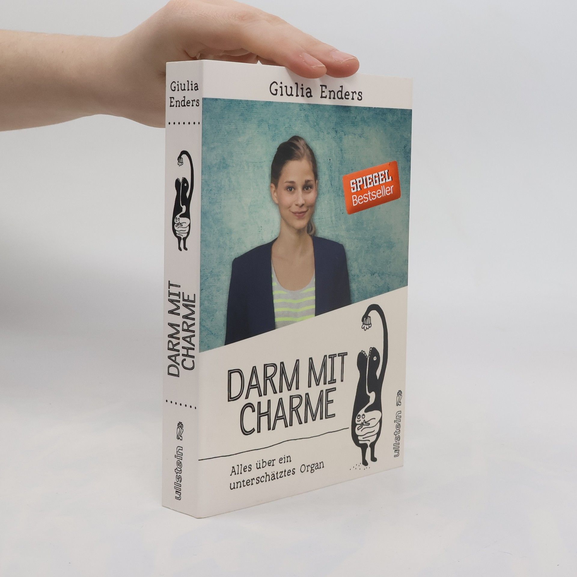 Giulia Ender Darm mit Charme