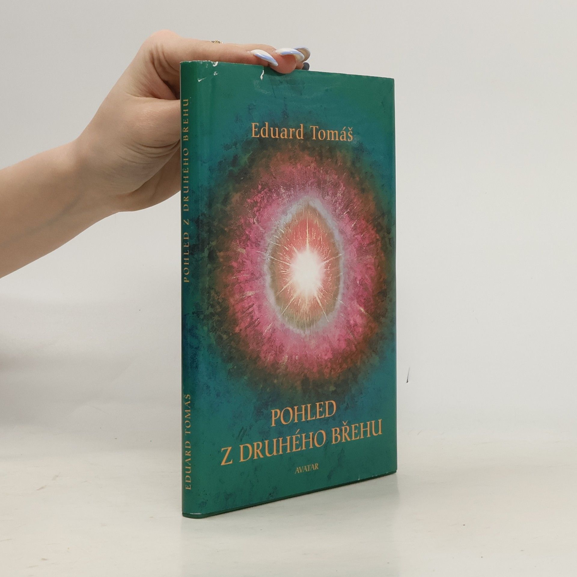 Pohled z druhého břehu