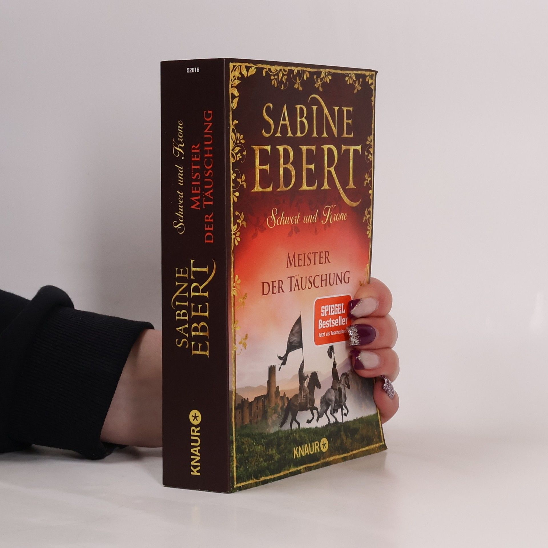 Sabine Ebert Schwert und Krone - Meister der Täuschung