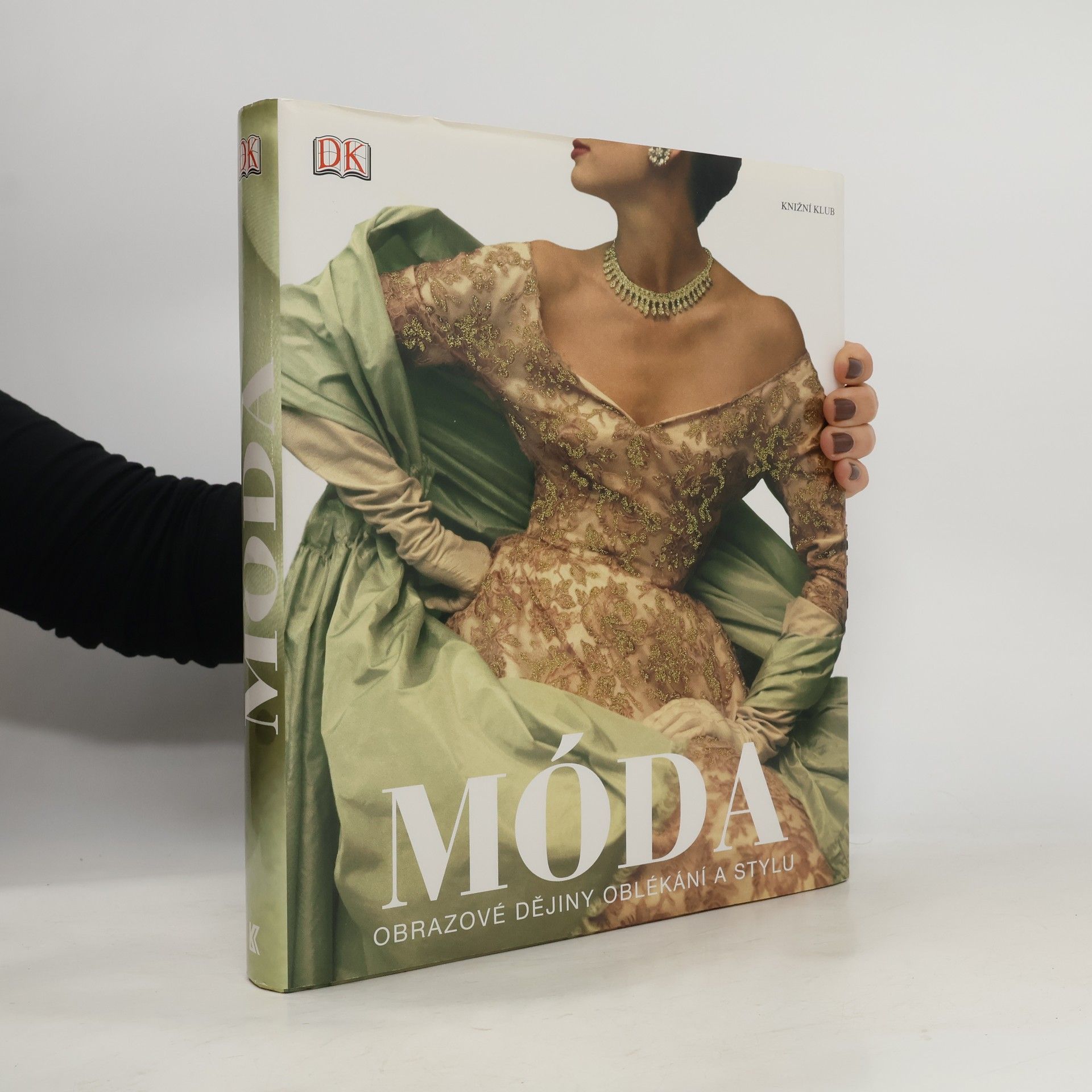 Adéla Bartlová Móda: Obrazové dějiny oblékání a stylu