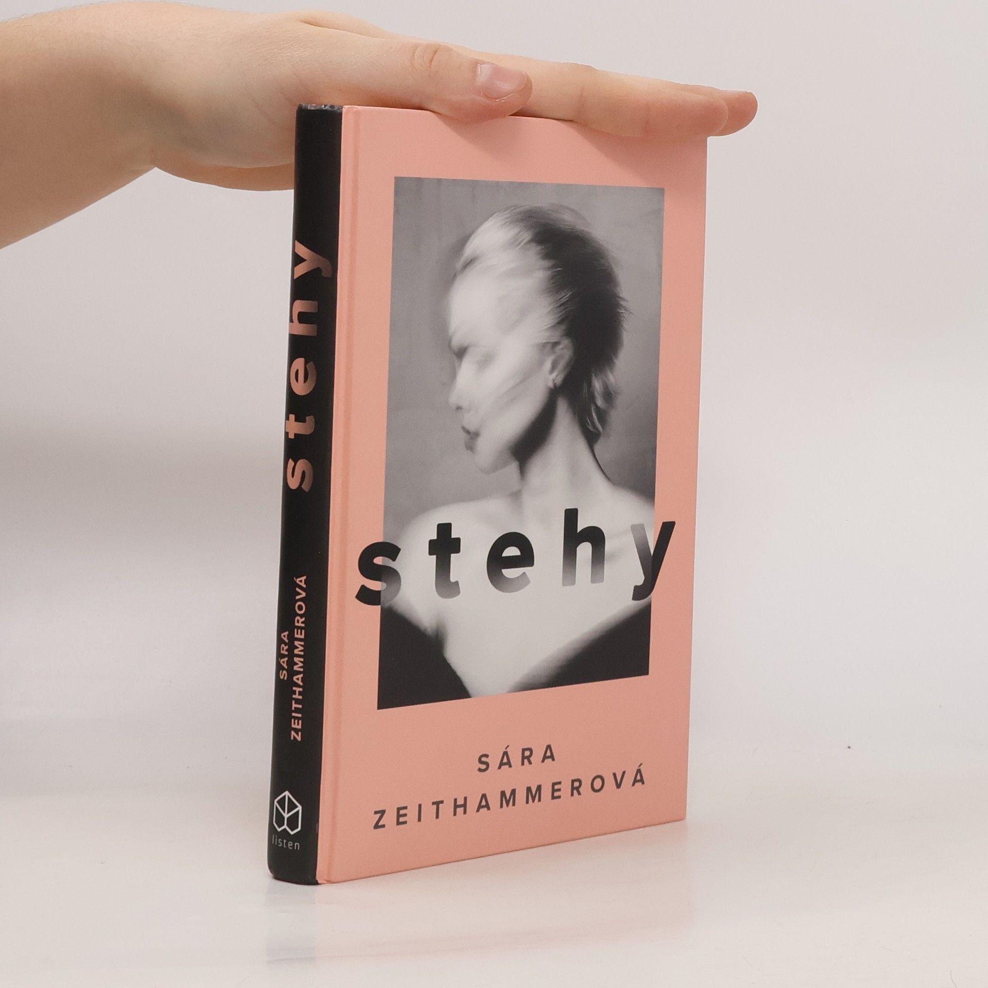 Sára Zeithammerová Stehy