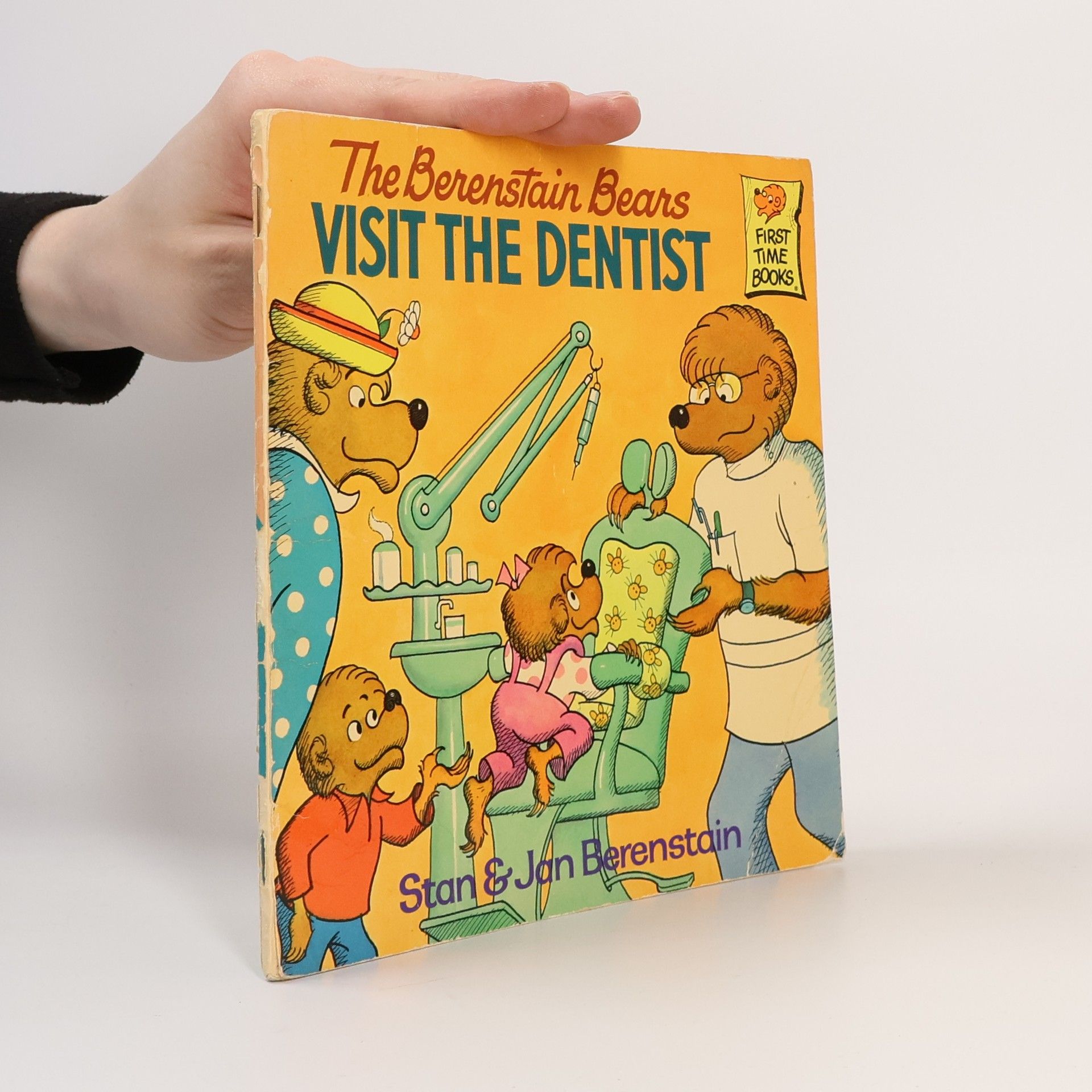 Stan Berenstain The Berenstain Bears Visit the Dentist