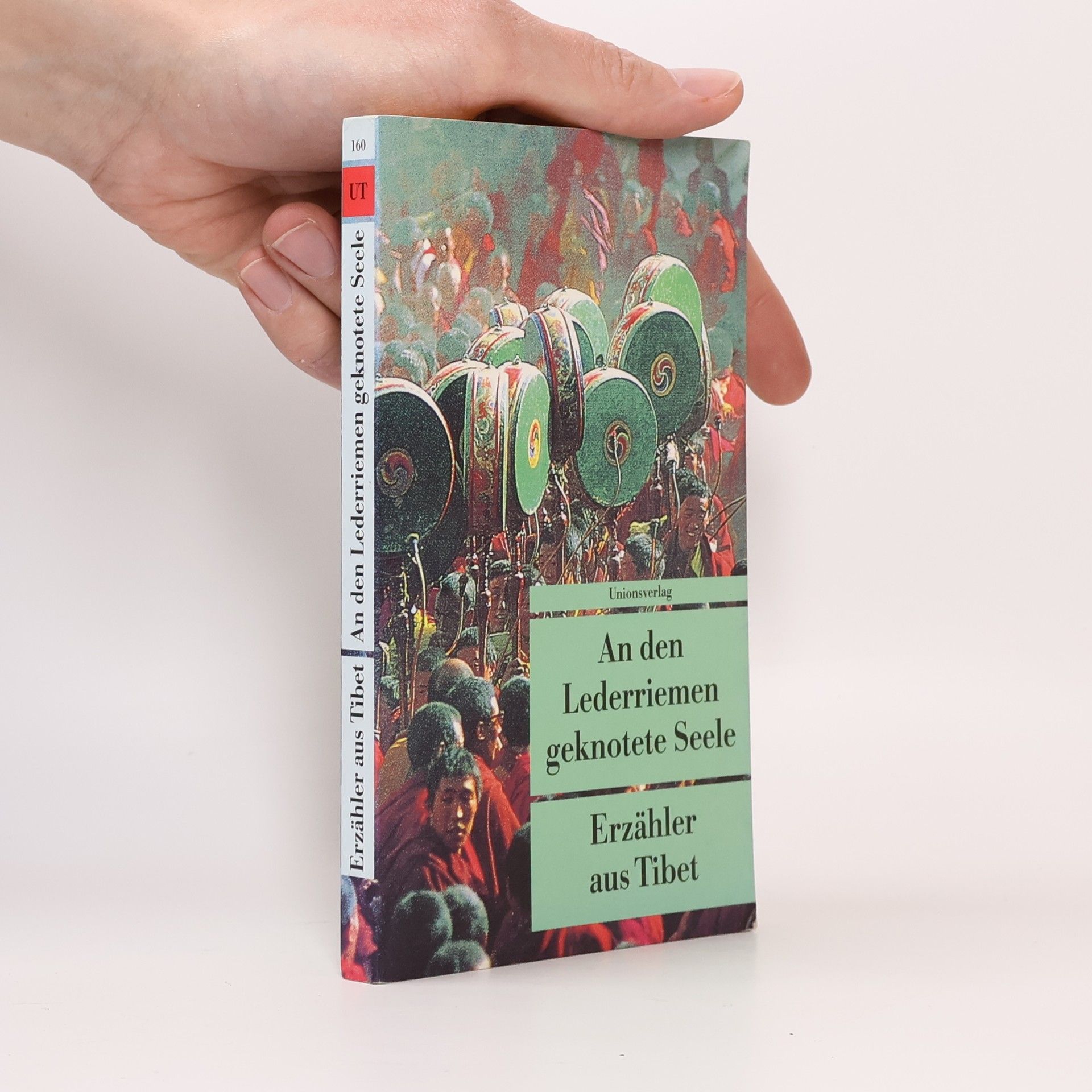 Alice Grünfelder An den Lederriemen geknotete Seele