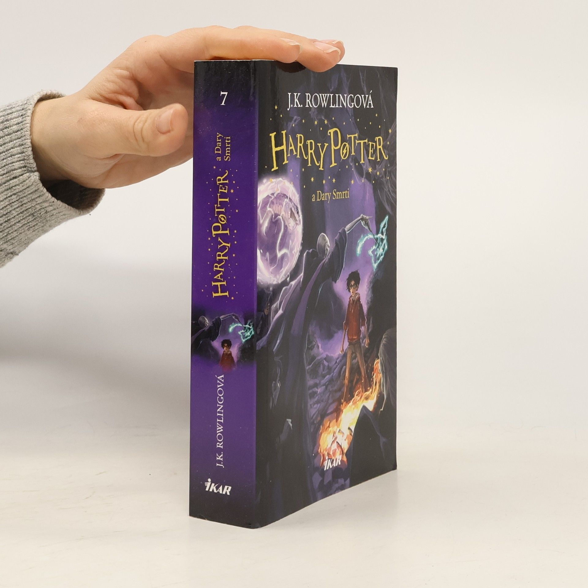 J. K. Rowling Harry Potter a Dary smrti