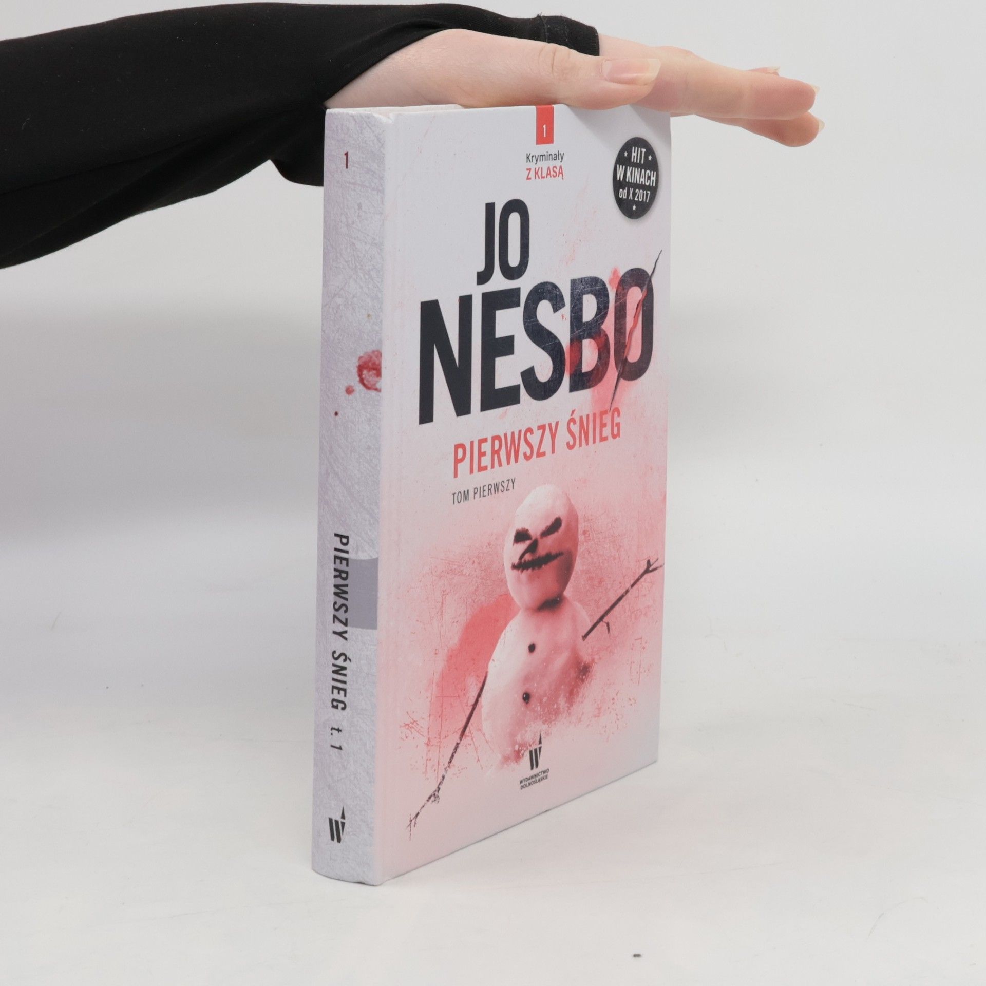 Iwona Zimnicka Kryminały z klasą - 1: Pierwszy śnieg