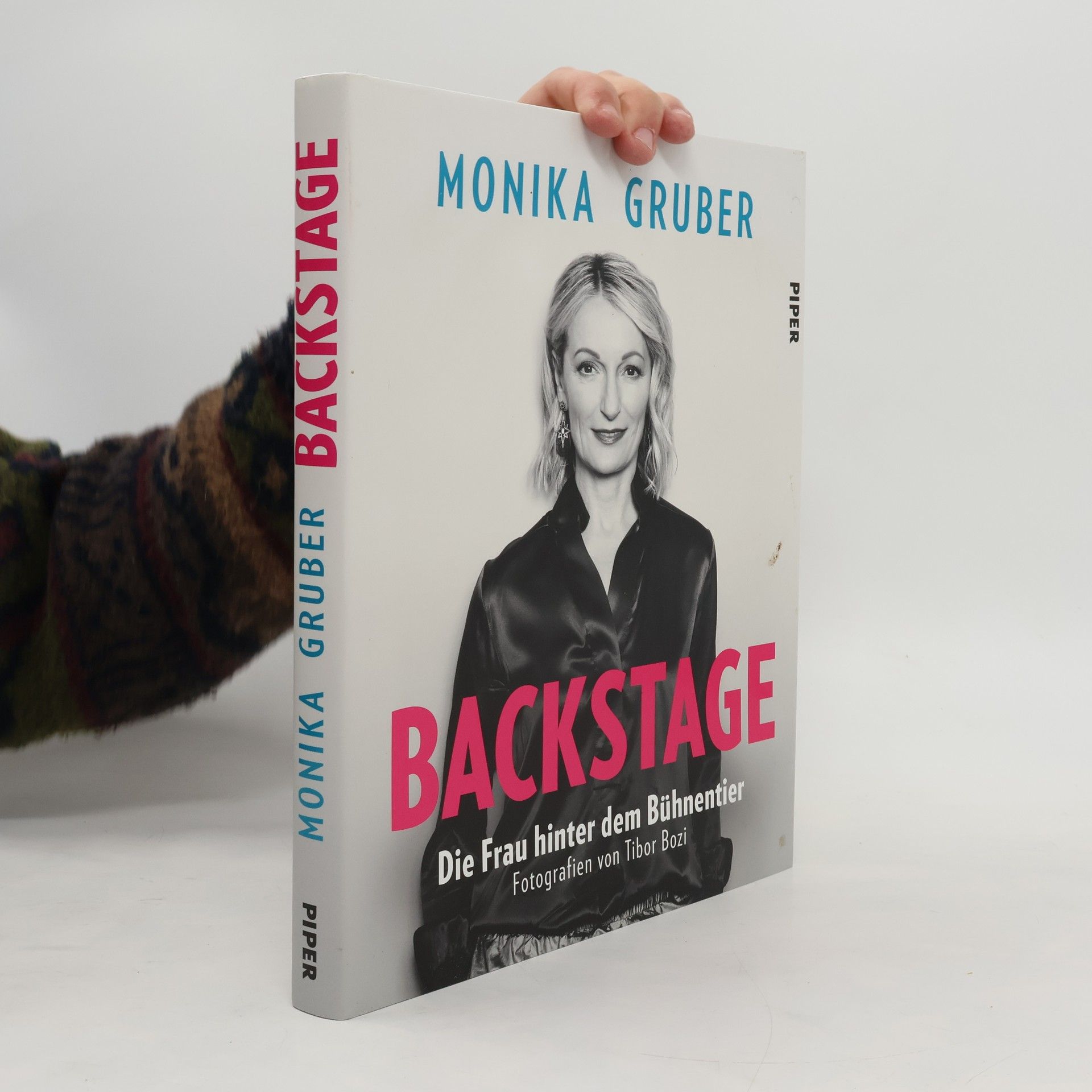 Monika Gruber Backstage