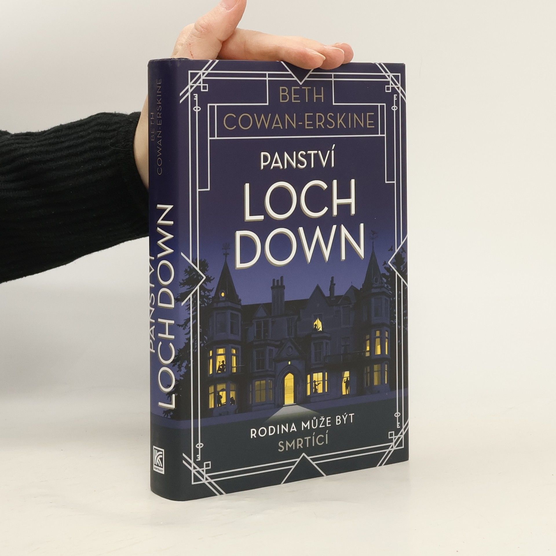 Beth CowanErskine Panství Loch Down