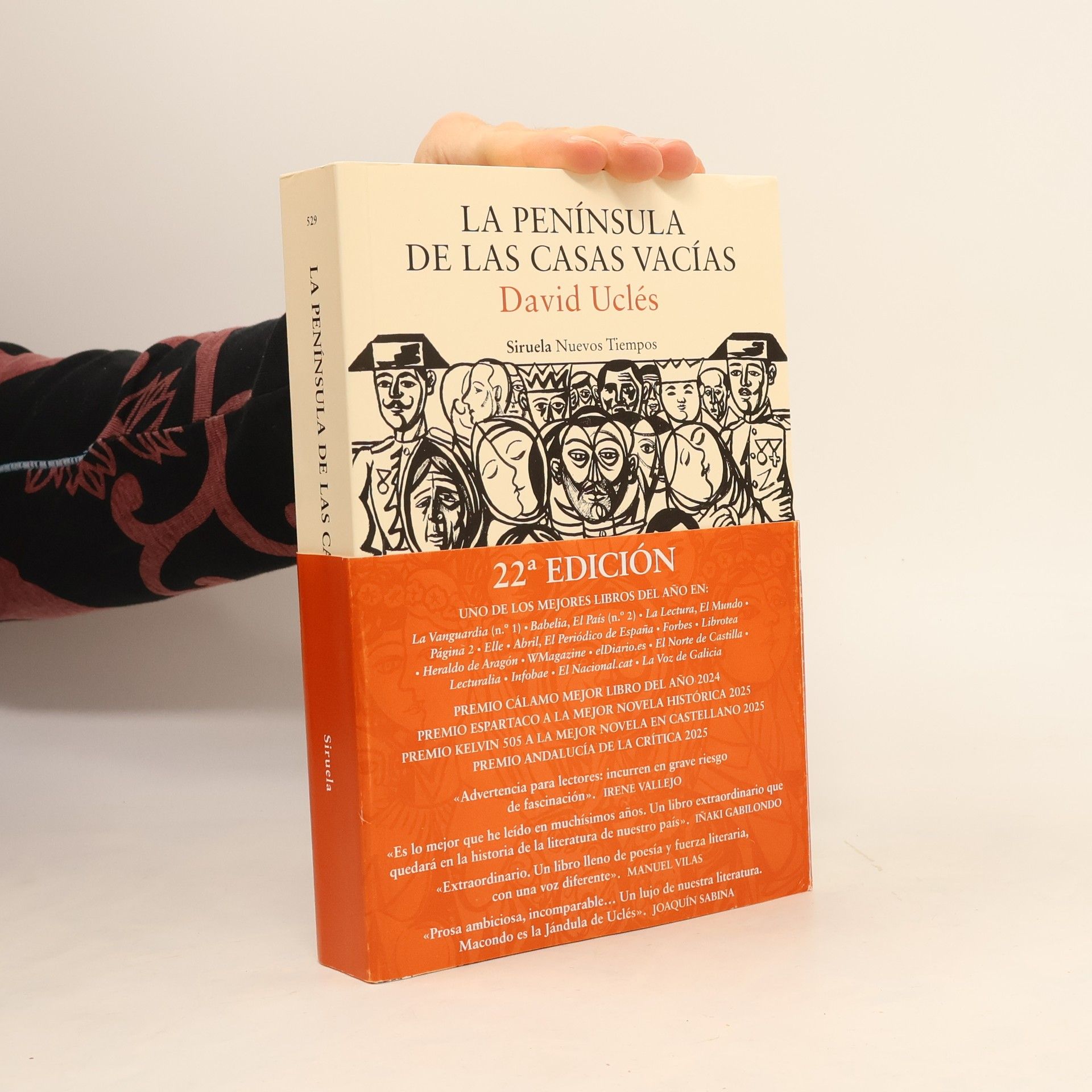 David Uclés La península de las casas vacías