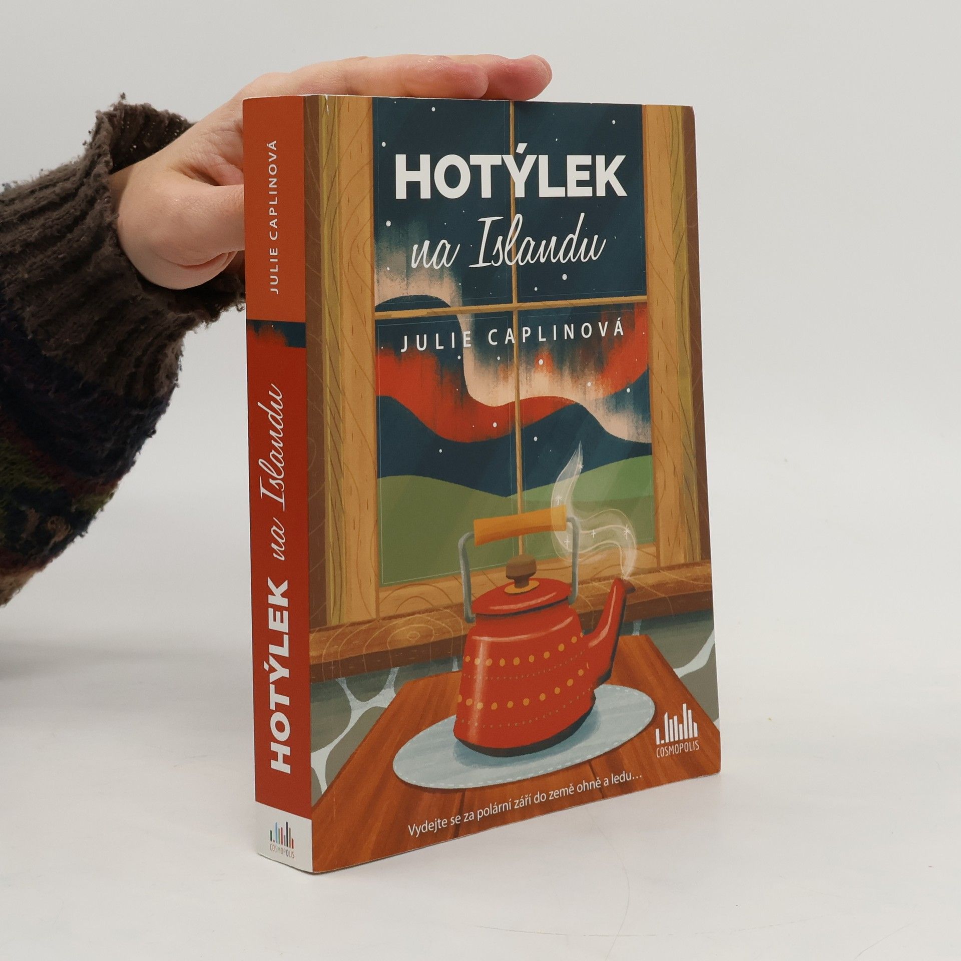 Julie Caplinová Hotýlek na Islandu