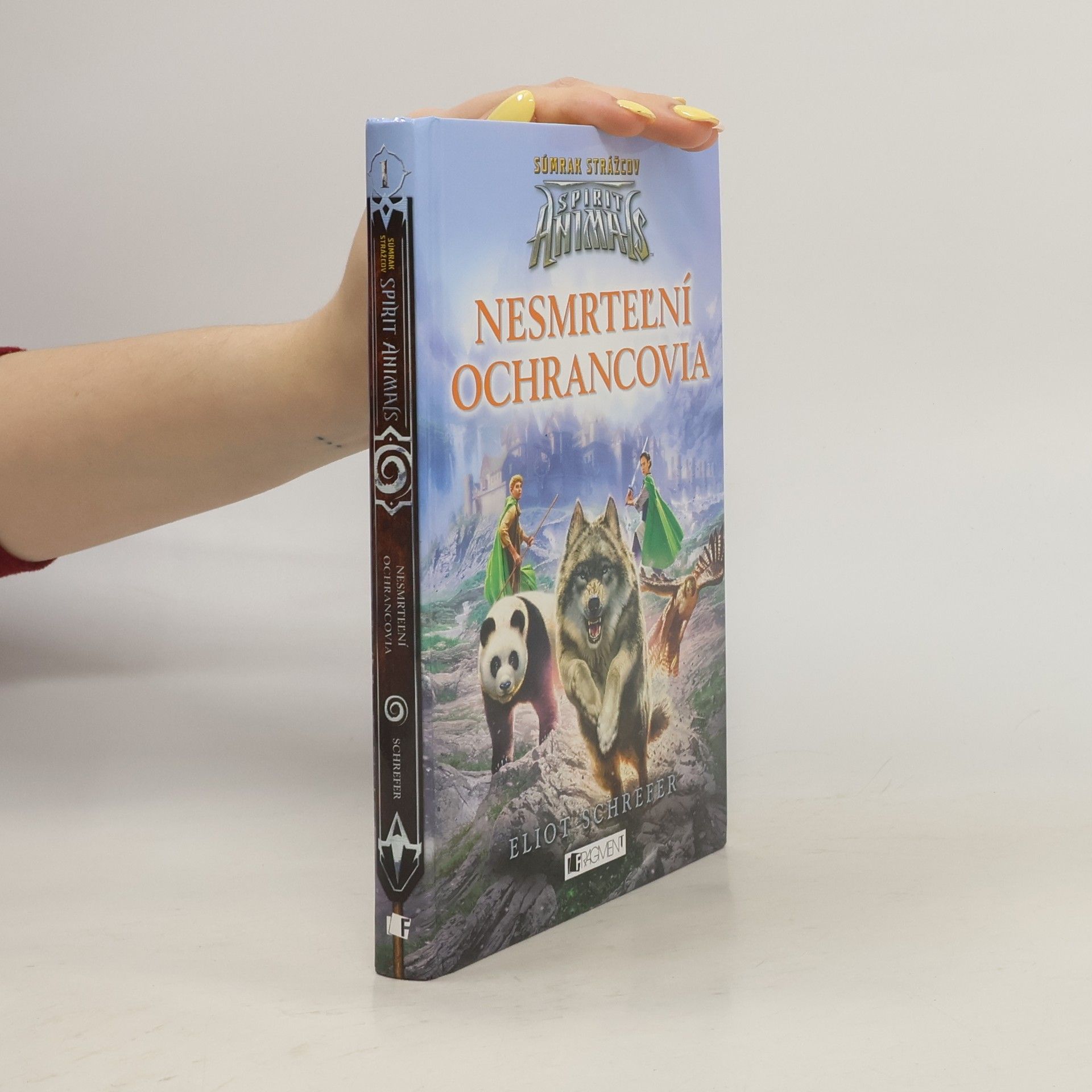 Eliot Schrefer Nesmrteľní ochrancovia