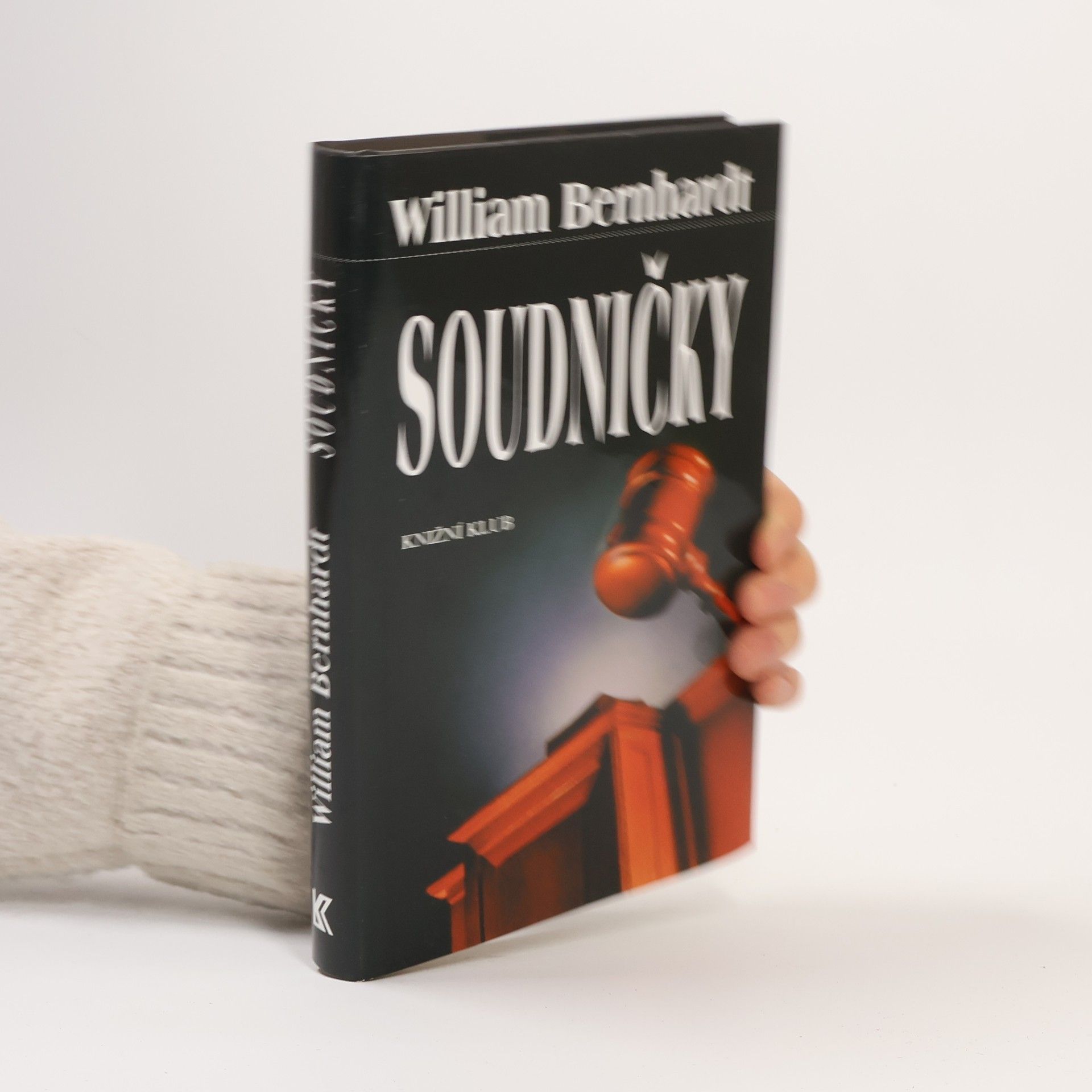 Bernhardt William Soudničky: Jedenáct příběhů ze soudní síně