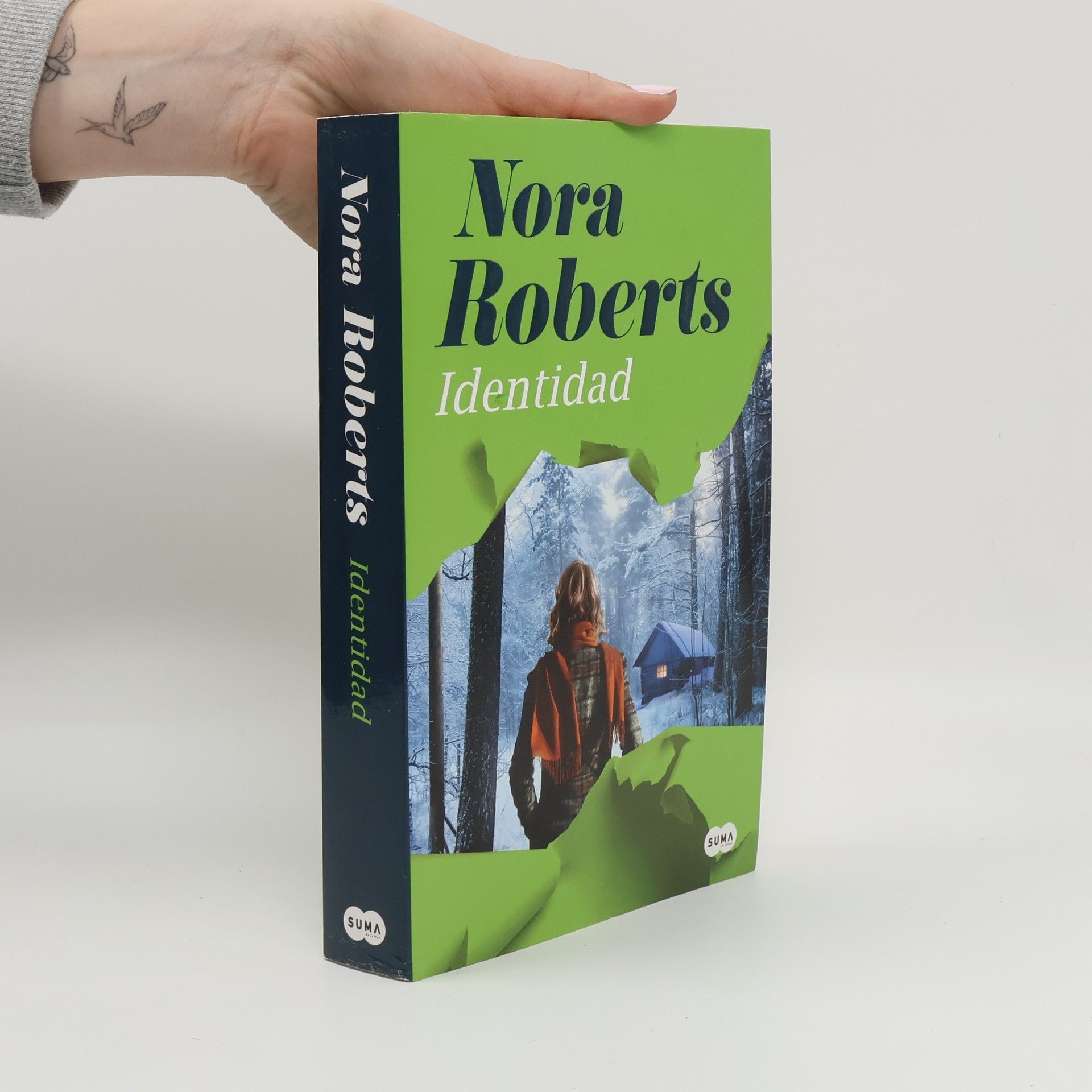 Nora Roberts Identidad