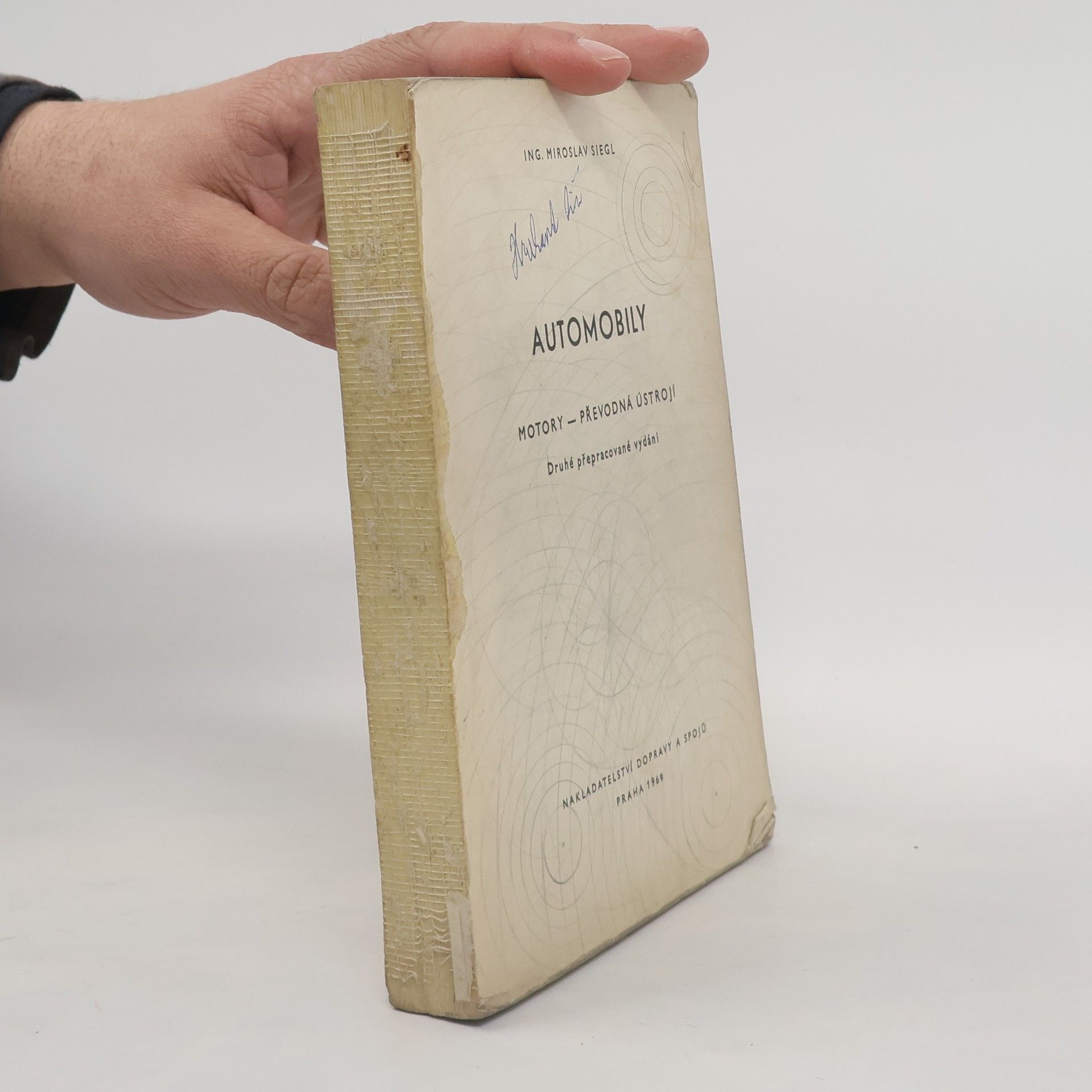 Miroslav Siegl Automobily. Motory, převodná ústrojí